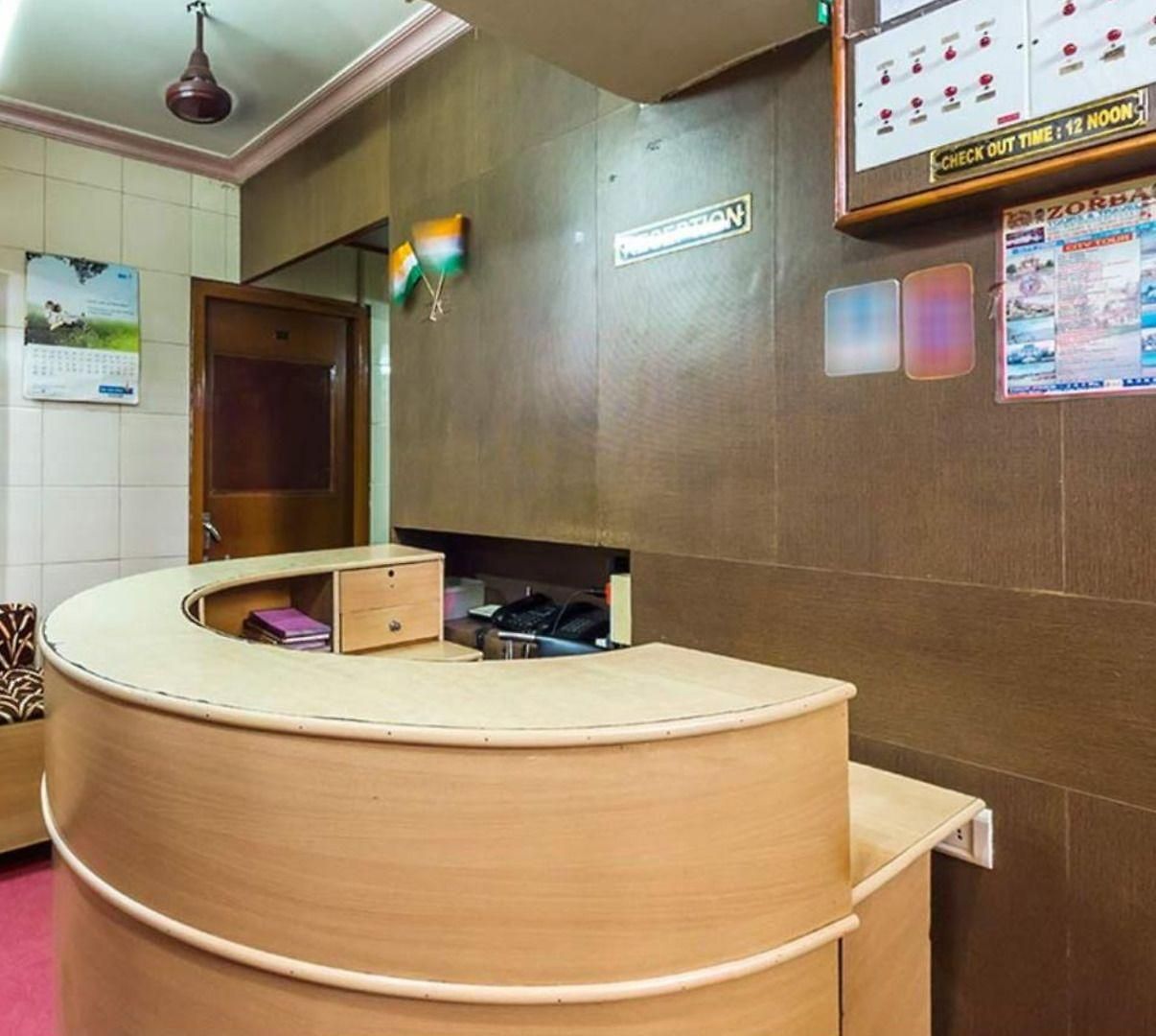 Hotel Karishma 2*