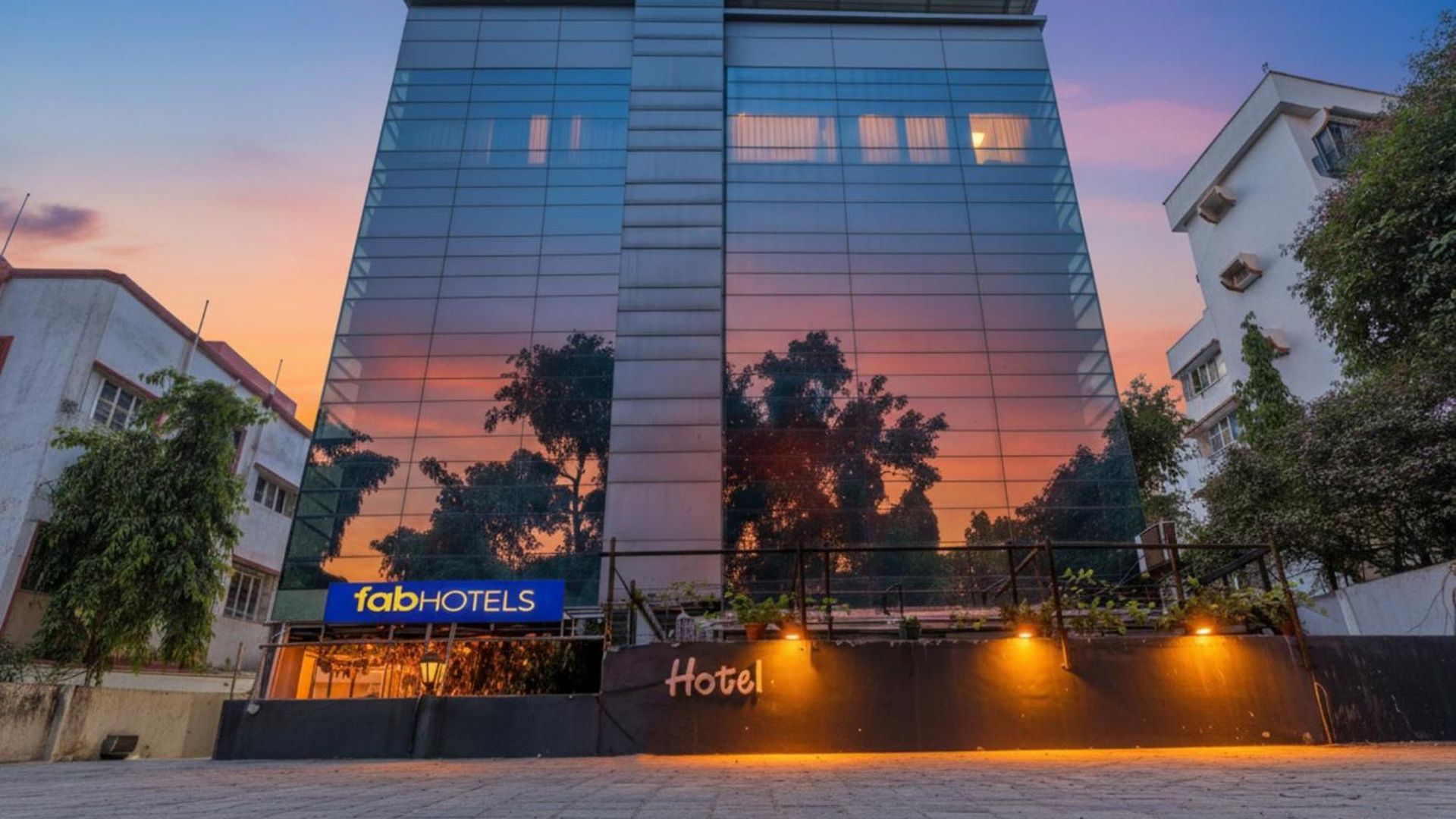 Hotel Via Jayshree