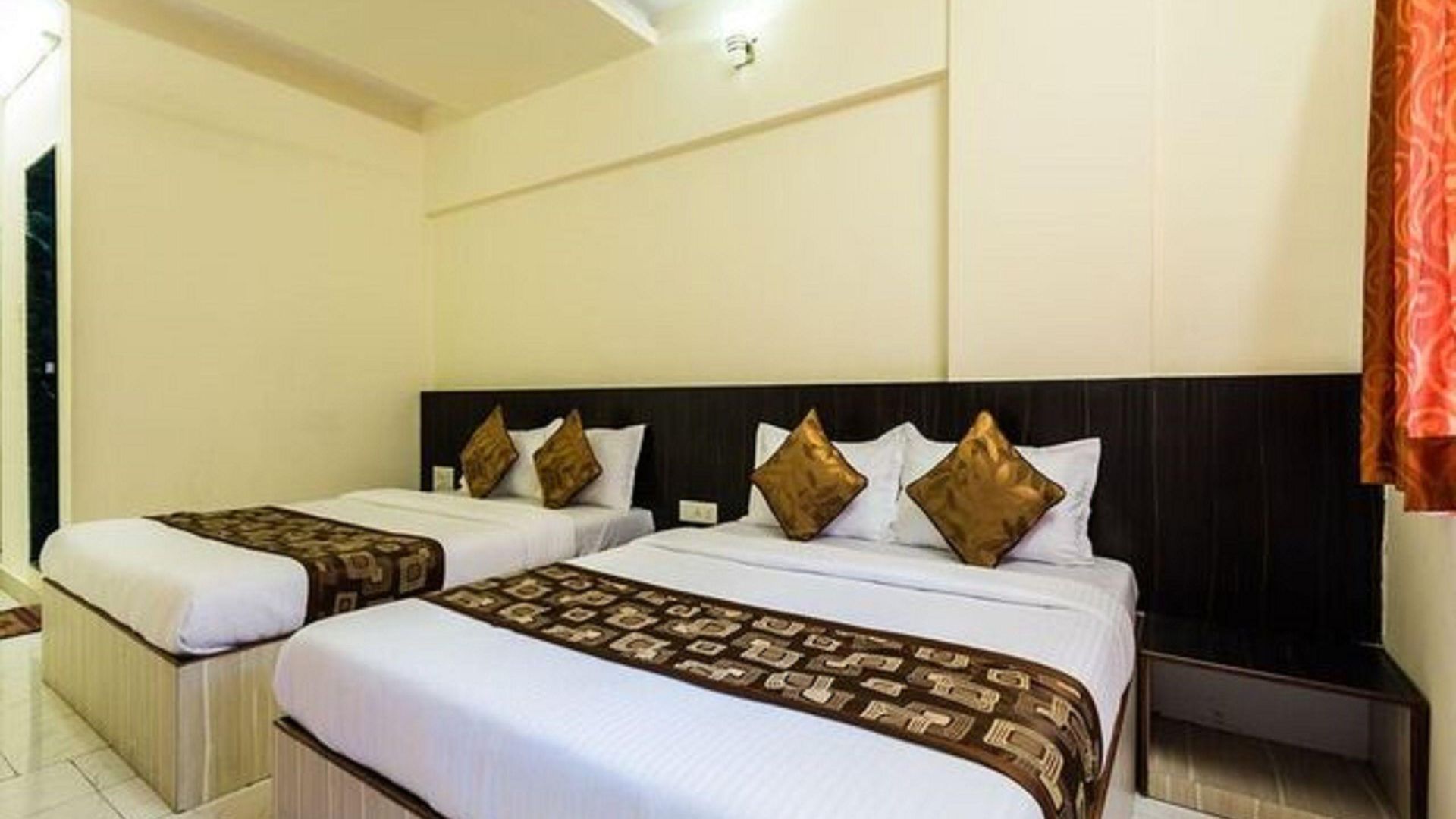 Kurla Residency Hotel