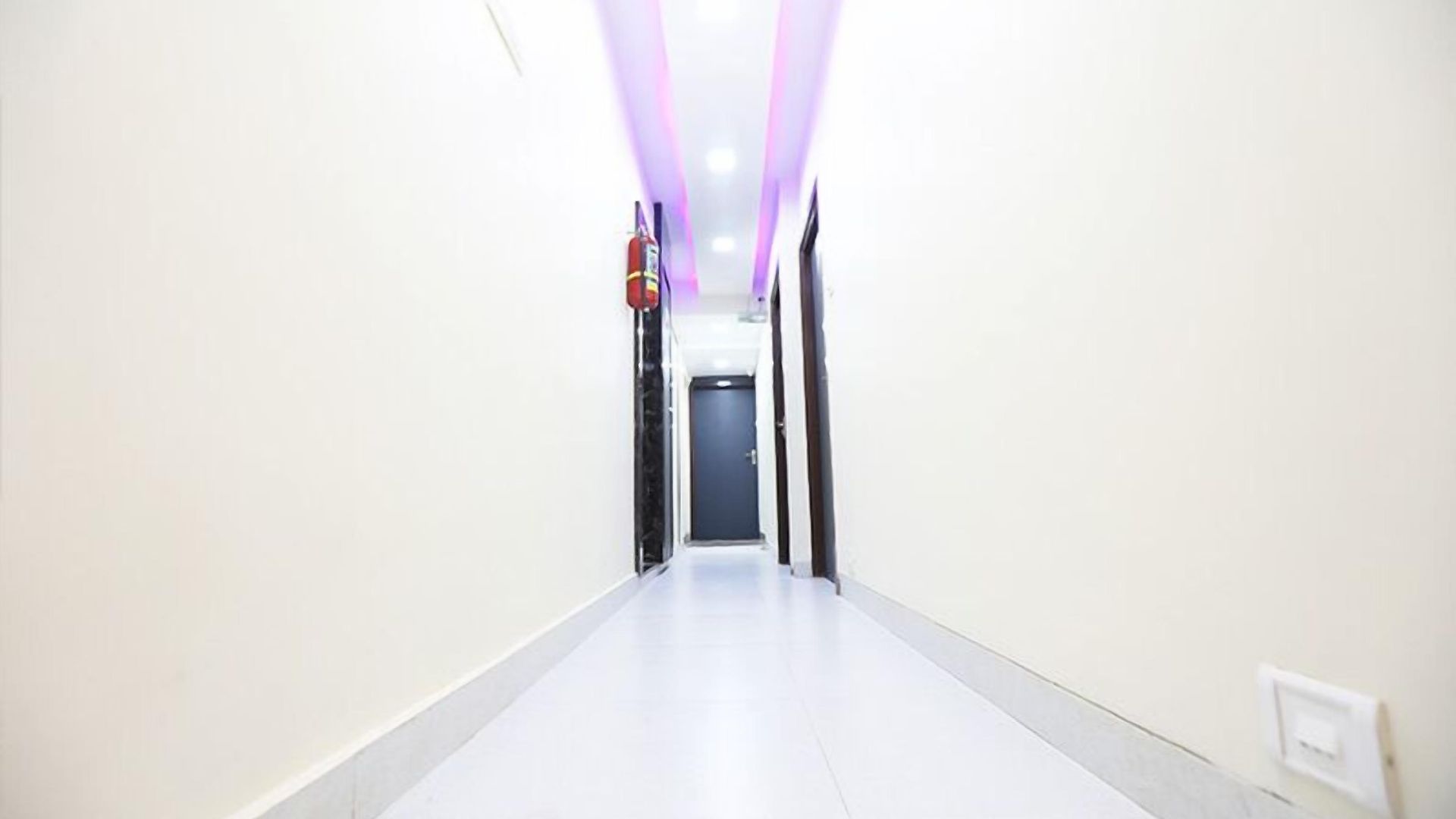 Onyx Residency