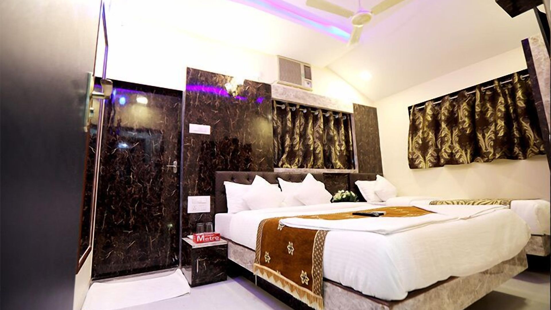 Onyx Residency