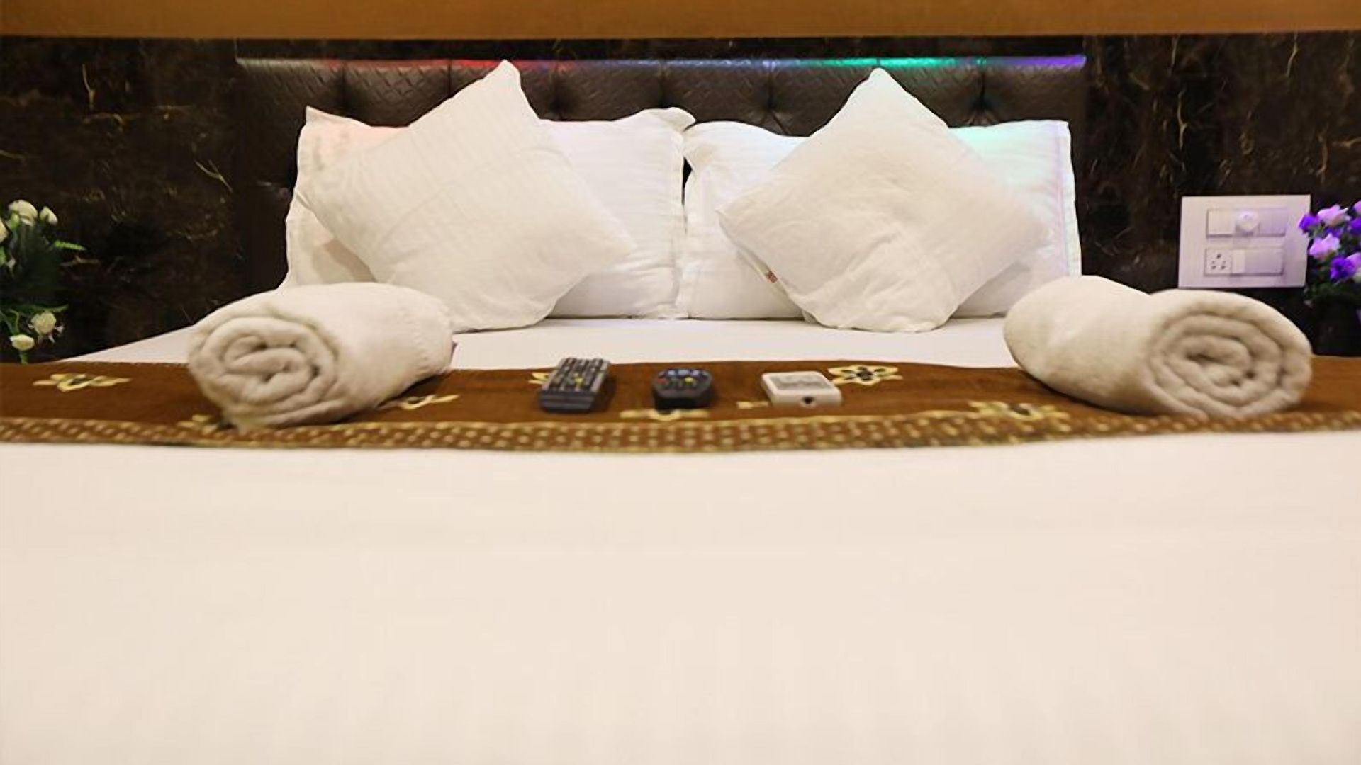 Onyx Residency 3*