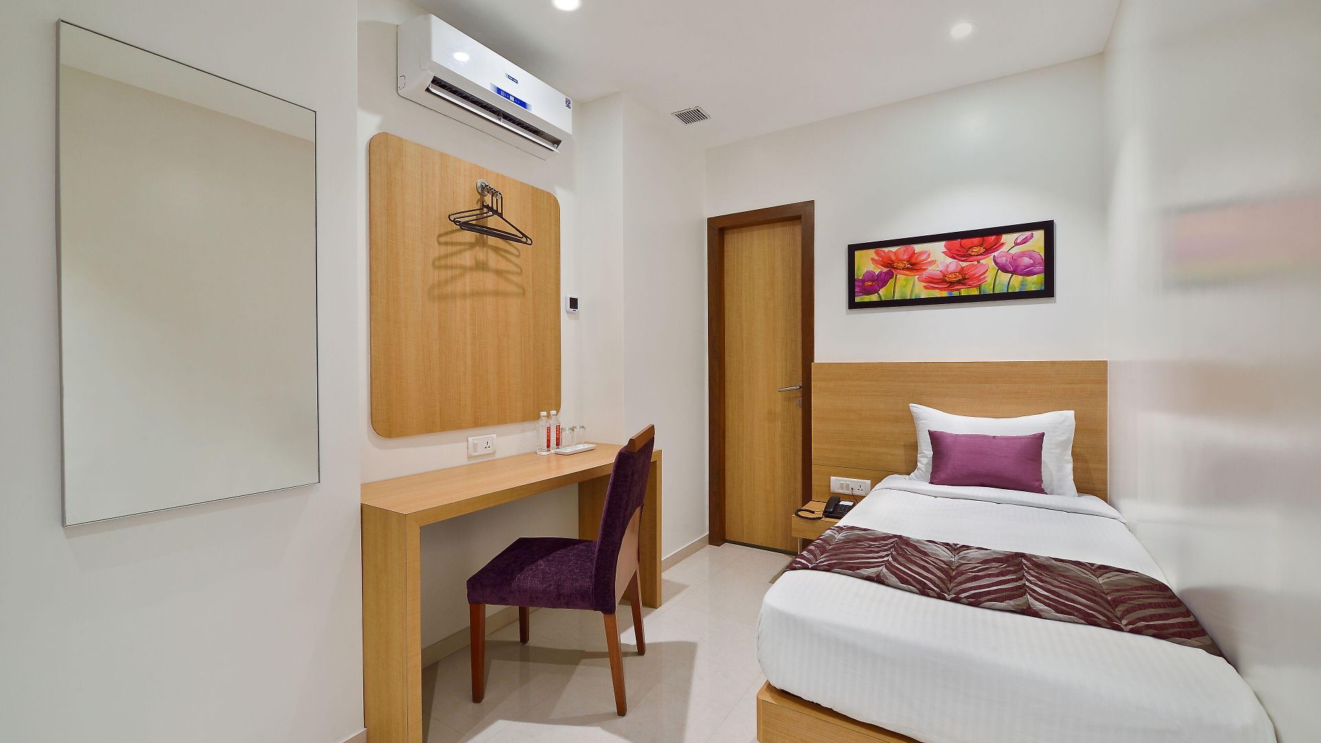 Hotel Leafio 2*