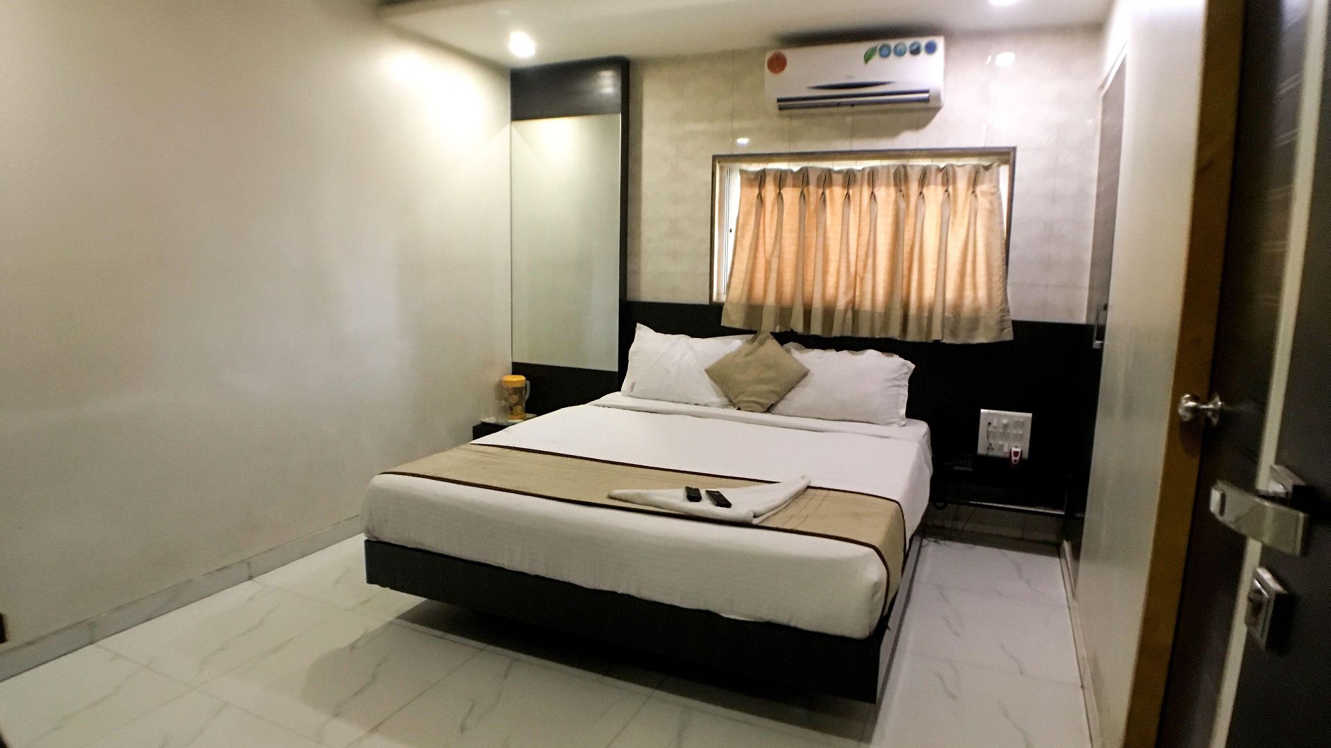 Bkc Palace 2*