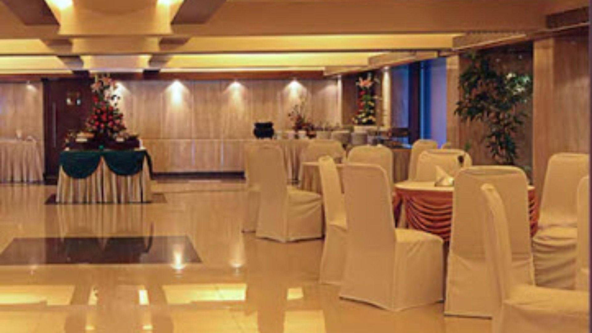 The Royal Orchid Hotel, Chembur 3* Mumbai