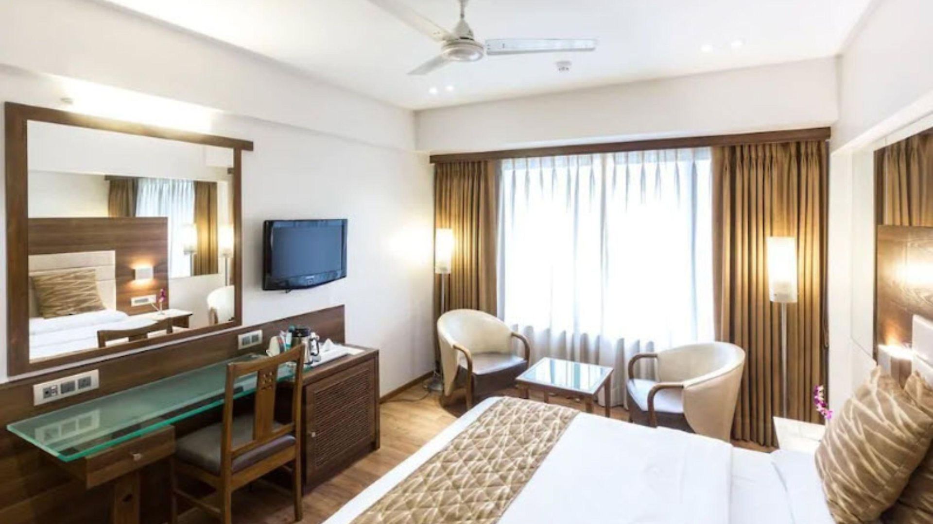 Hotel The Royal Orchid Hotel, Chembur Mumbai