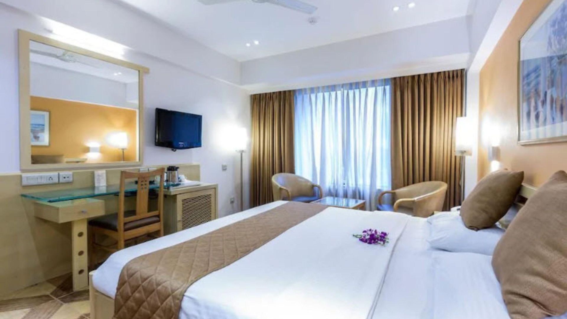 The Royal Orchid Hotel, Chembur Hotel