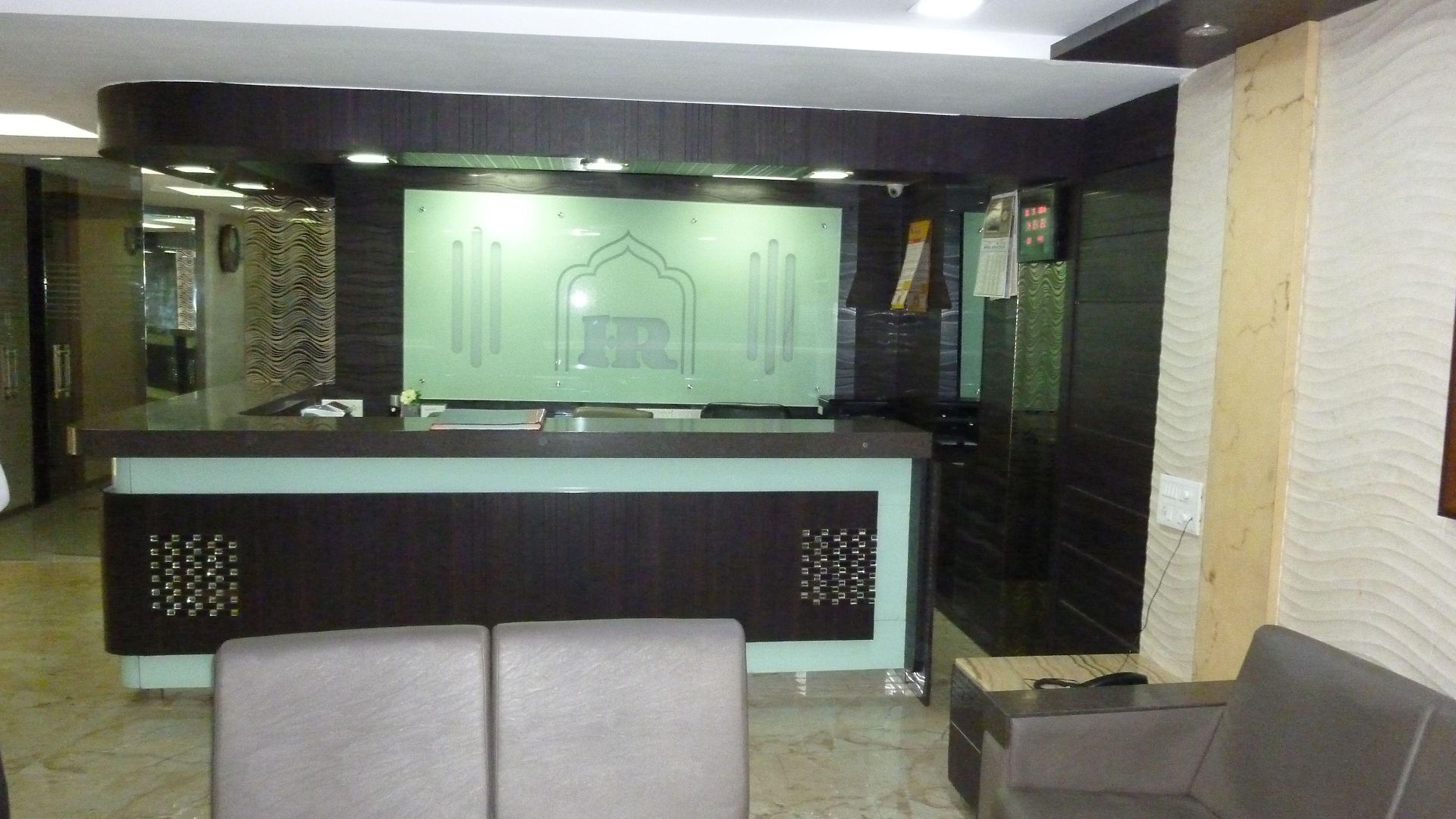 Regal Palace Hotel 3*