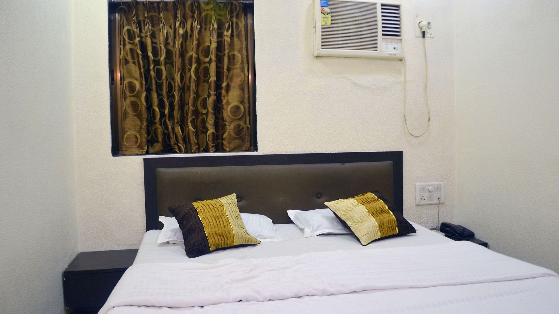 Modern Hotel Mumbai
