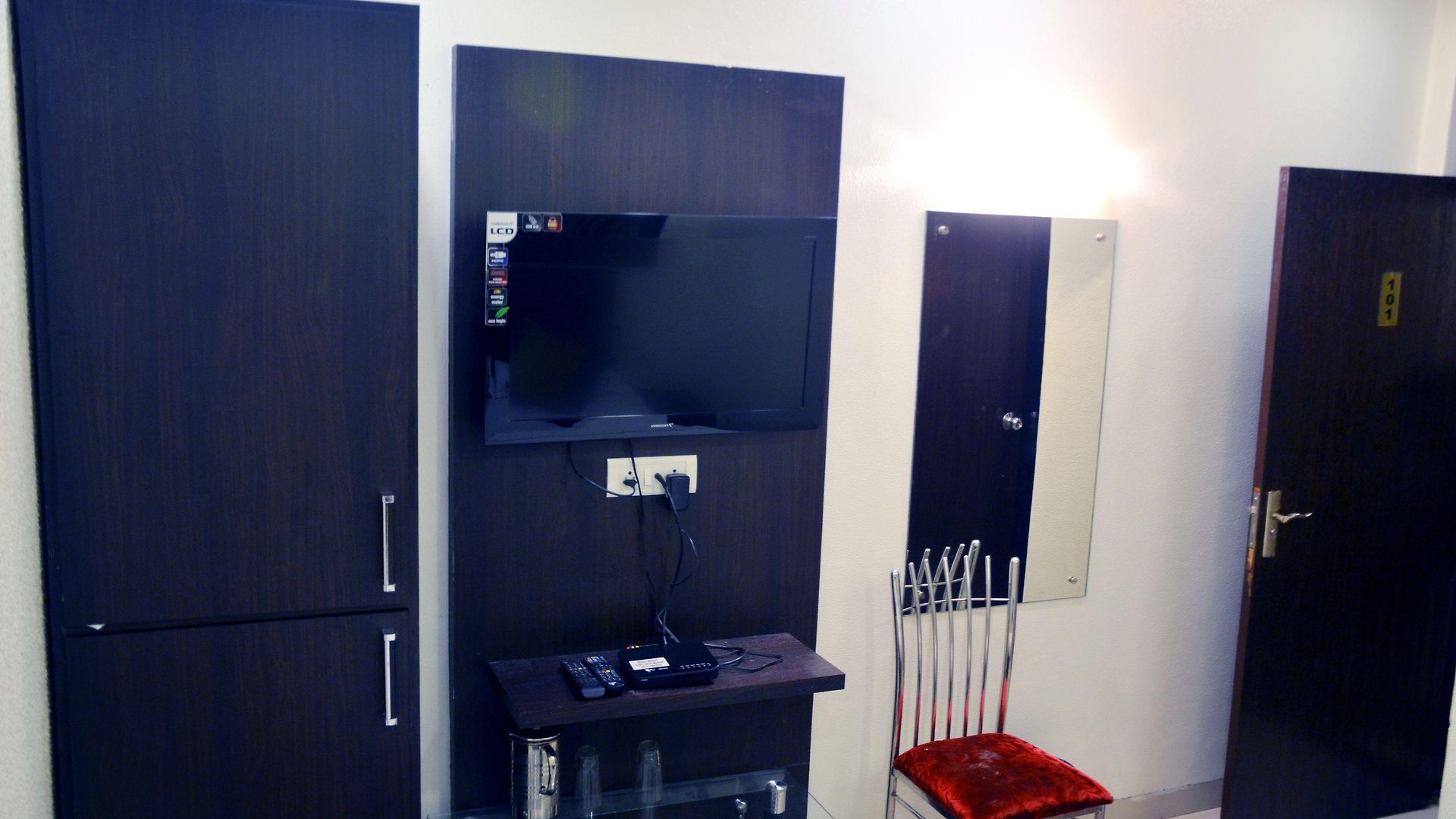 Hotel Modern Mumbai