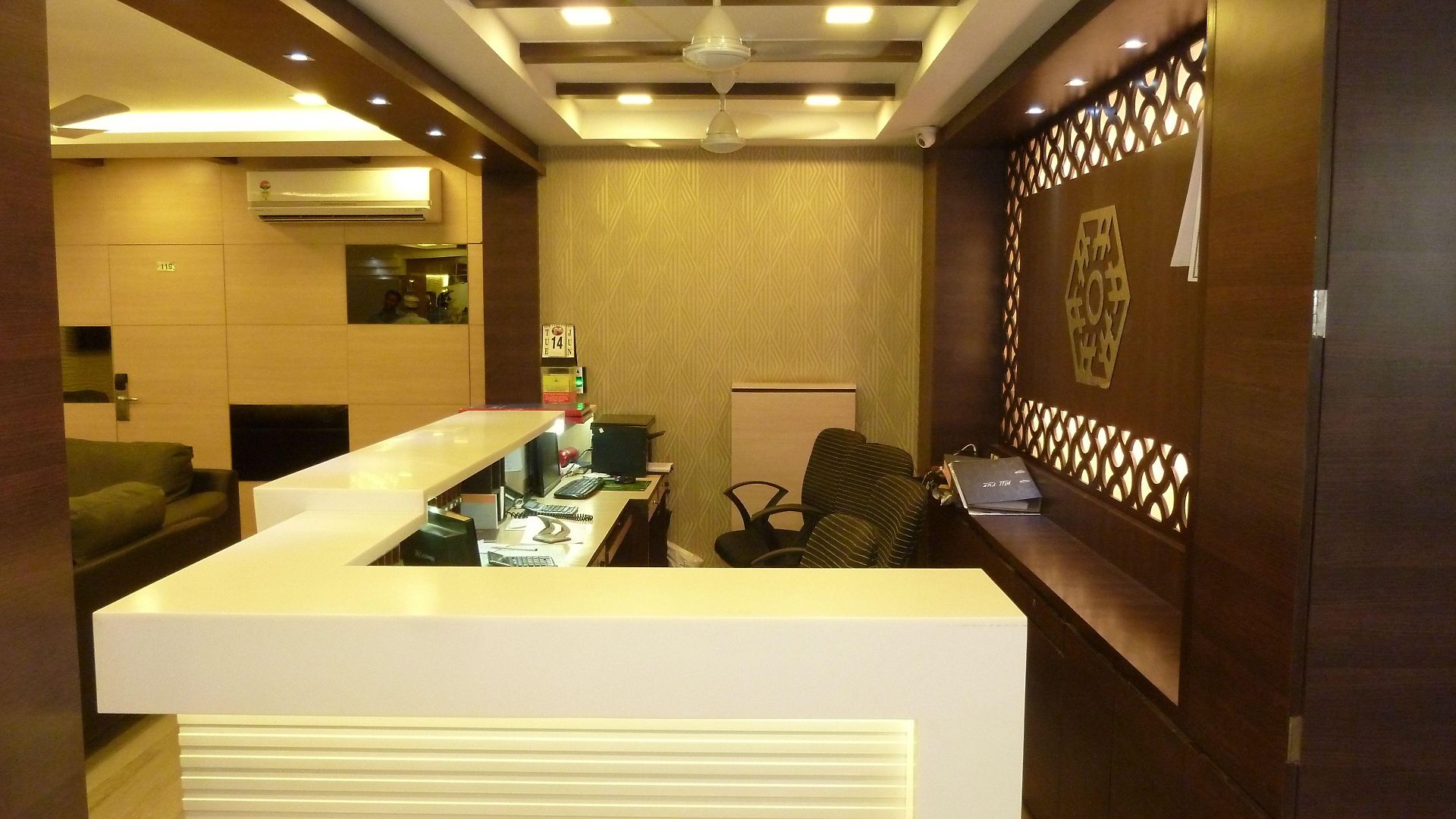 Orient Palace Hotel 2*