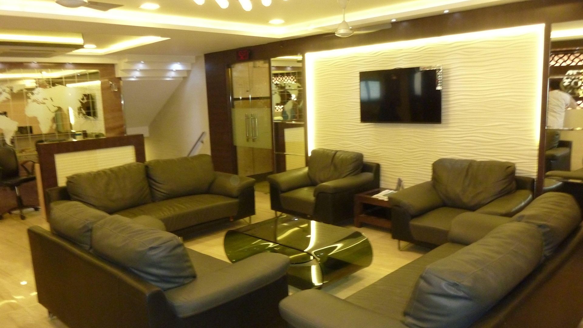 Orient Palace Hotel 2*