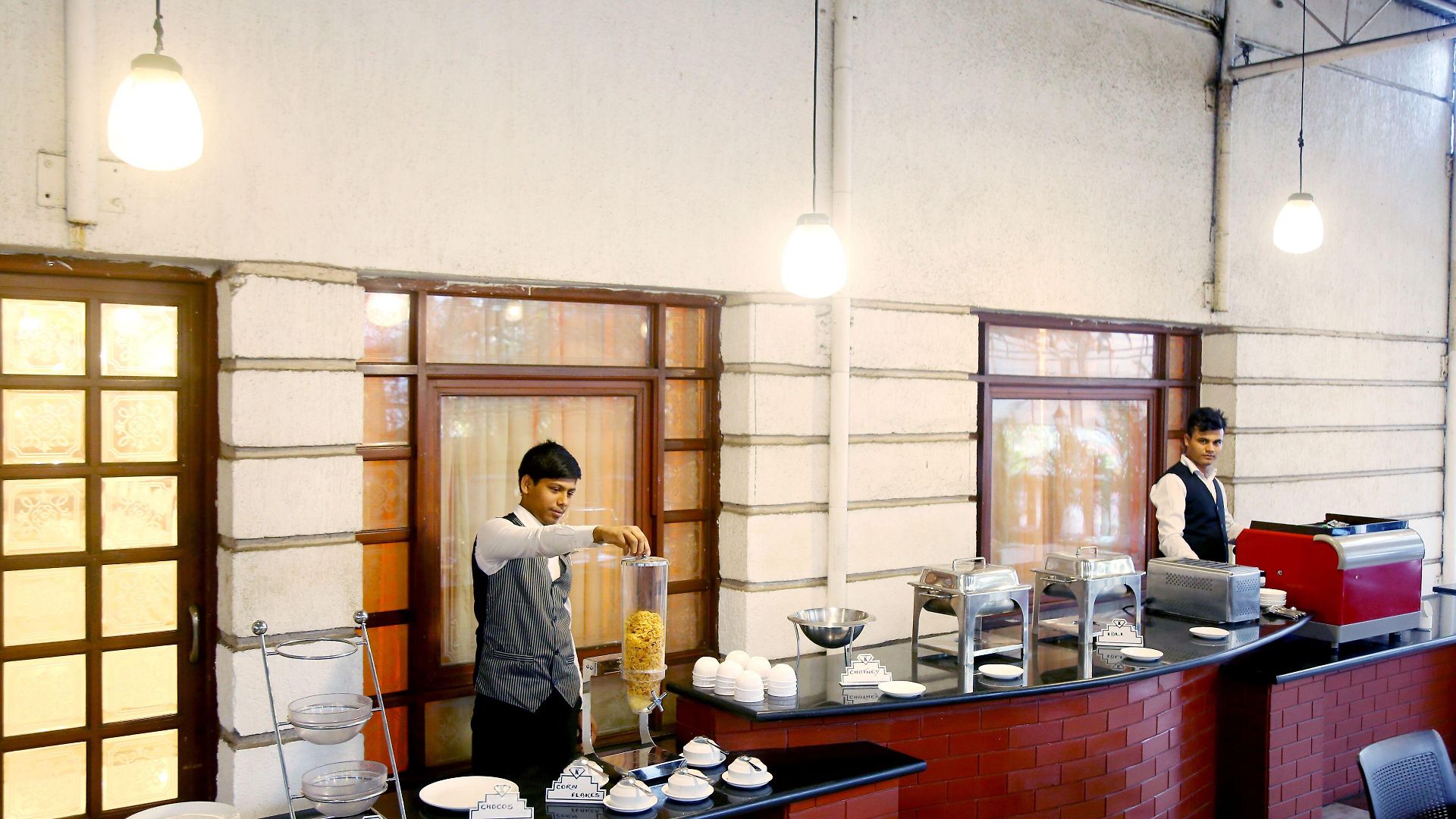 Kohinoor Park Hotel