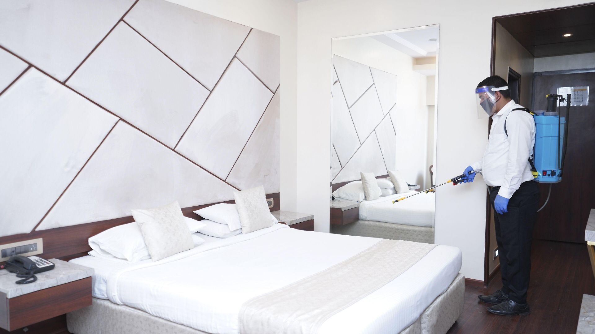 Hotel Kohinoor Park 3*