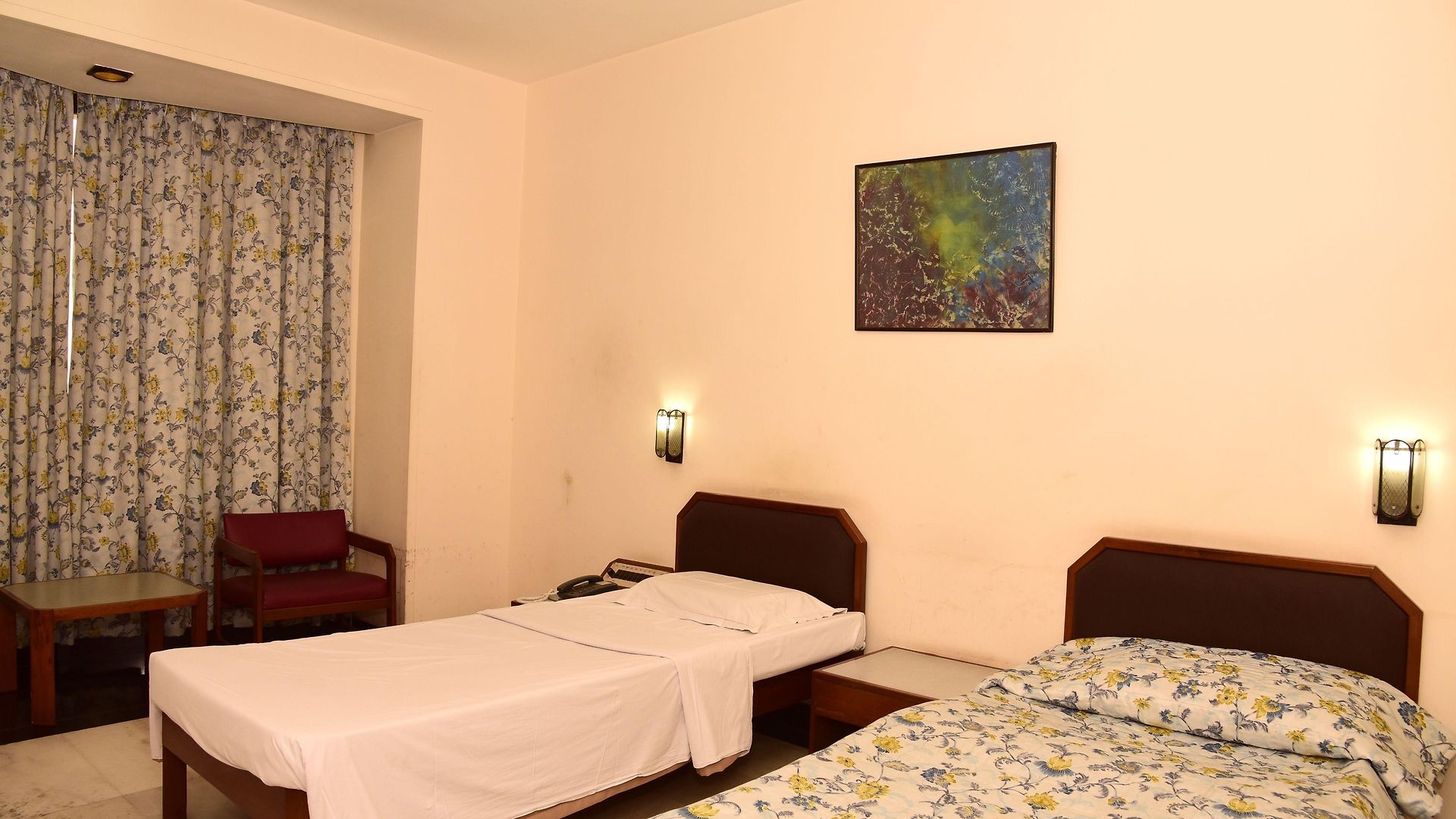 Atithi Hotel Mumbai