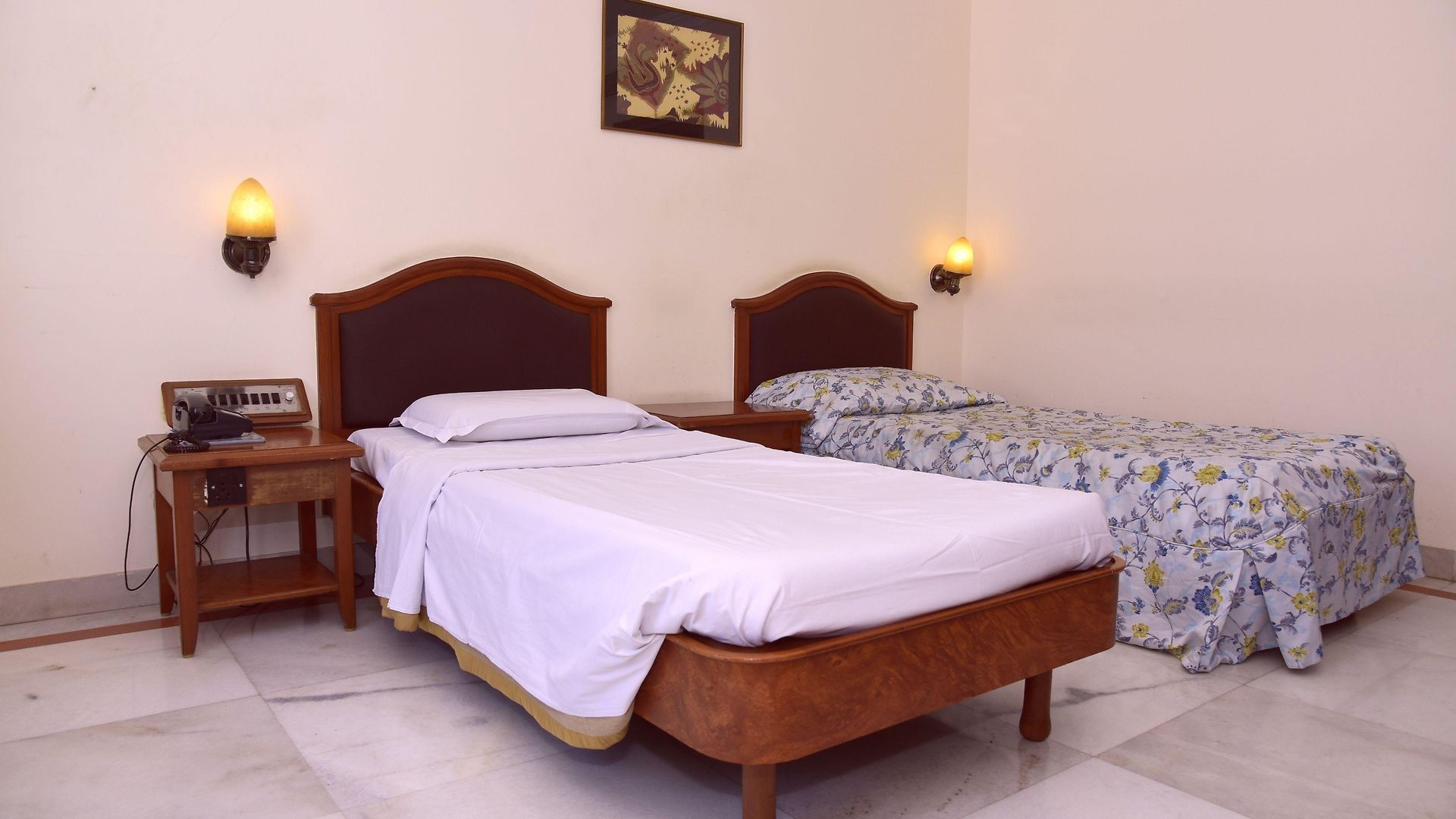 Atithi Hotel 2*