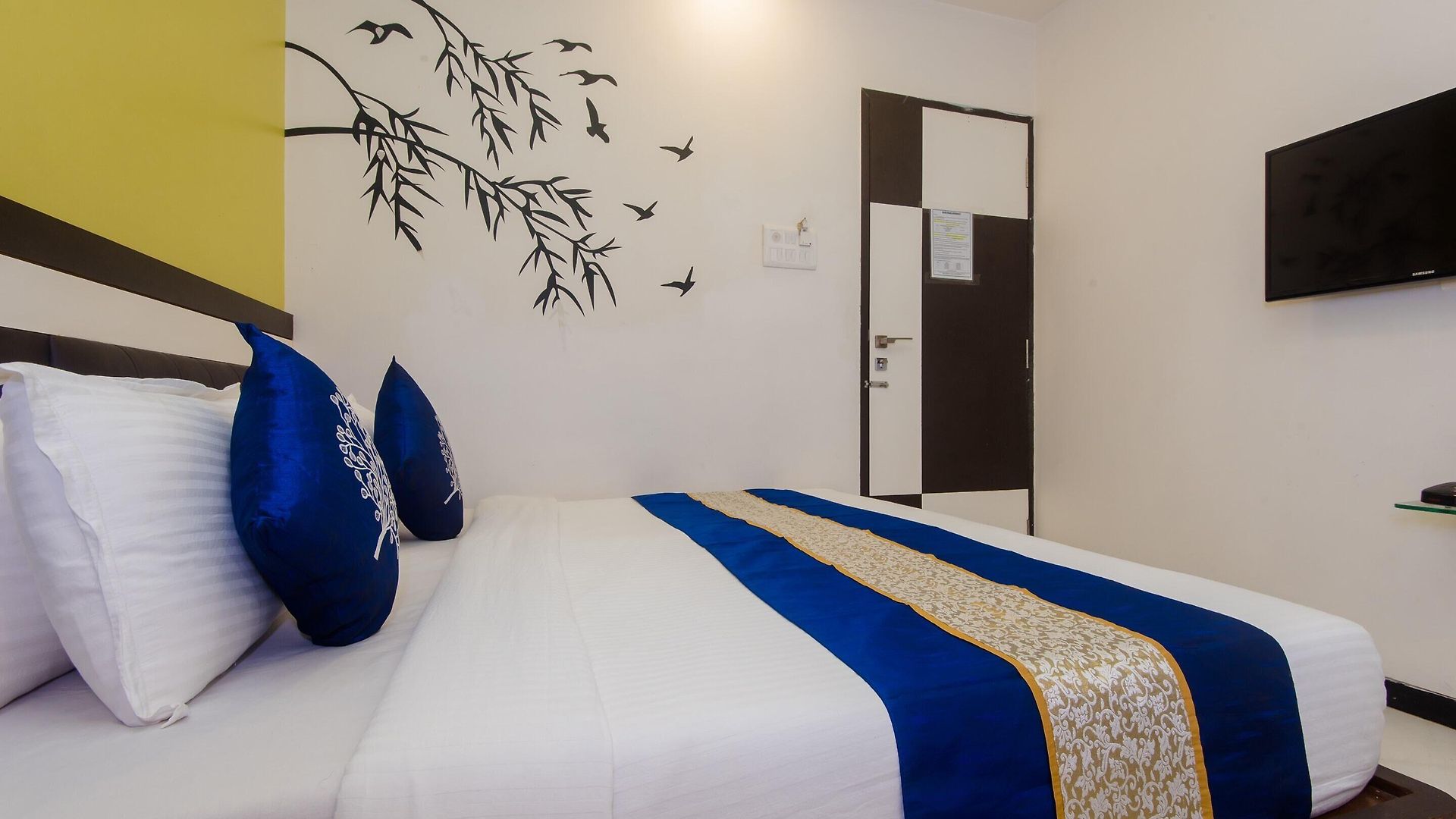 Hotel O Blue Pearl Residency Near Chhatrapati Shivaji International Airport Mumbai