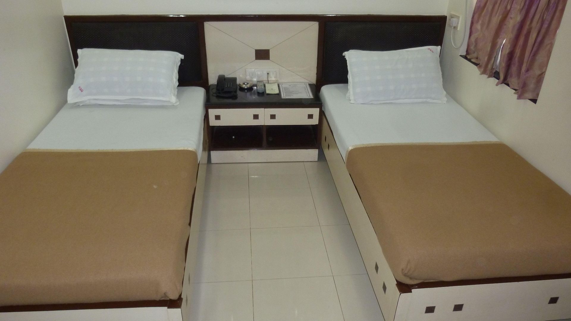Balwas 2* Mumbai