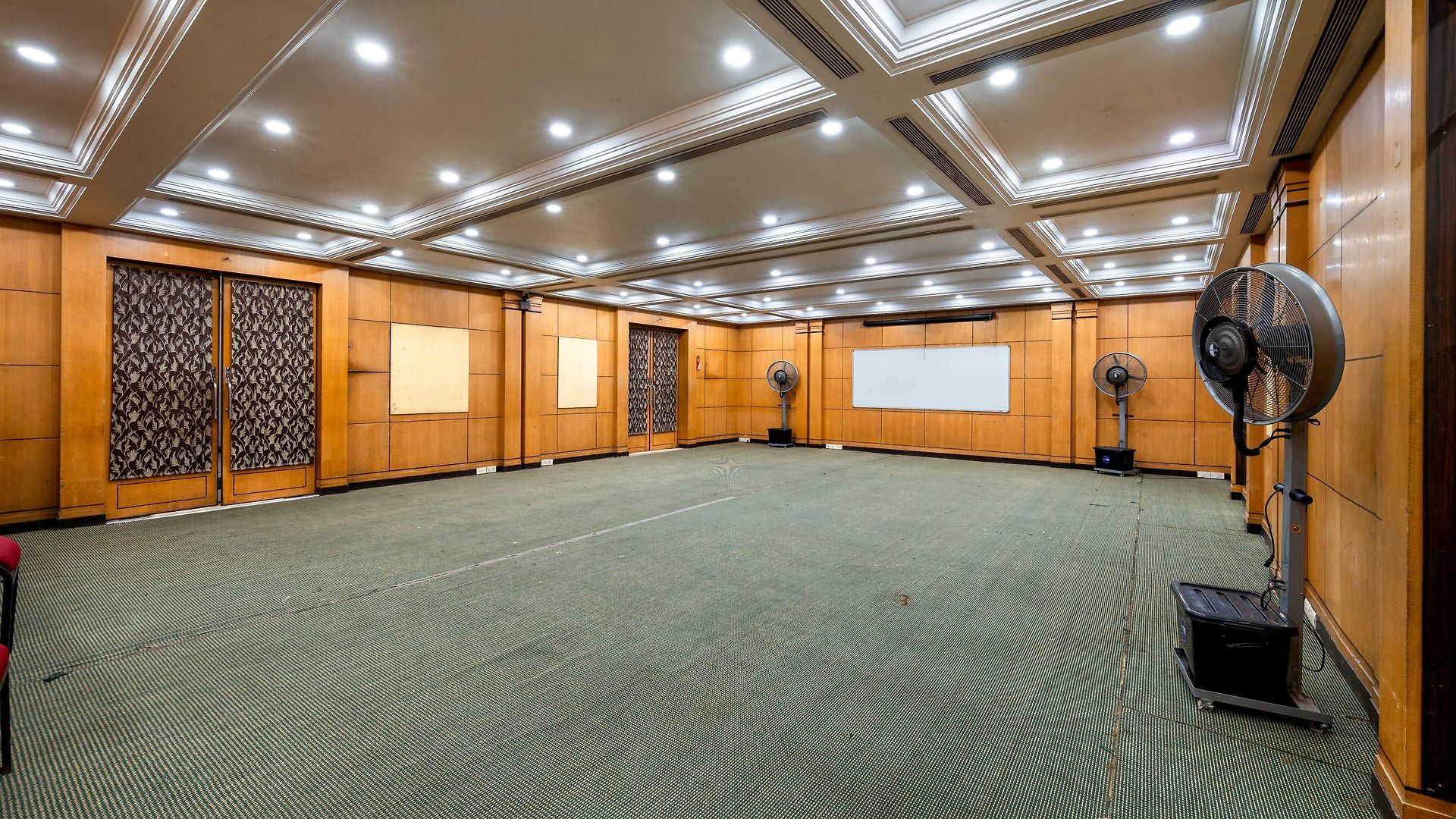 Hotel Balwas International