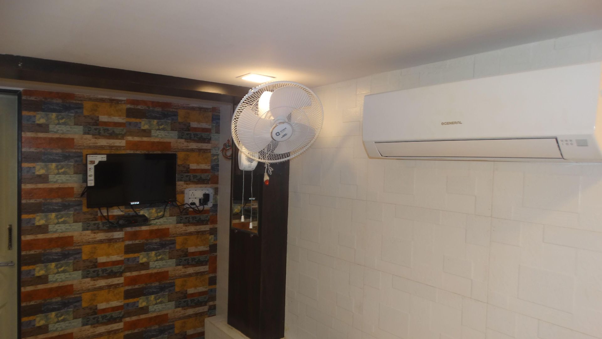 Hotel Qamar Mumbai