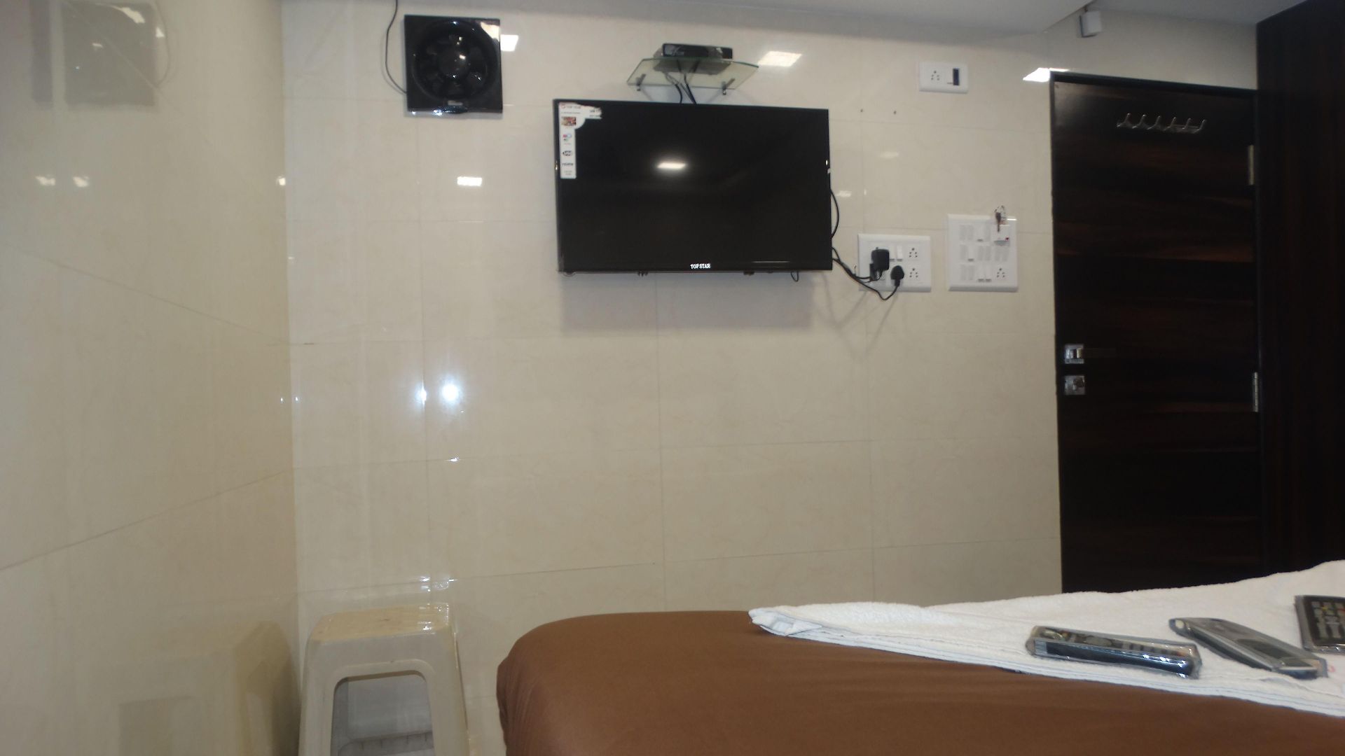 Qamar Hotel 2*