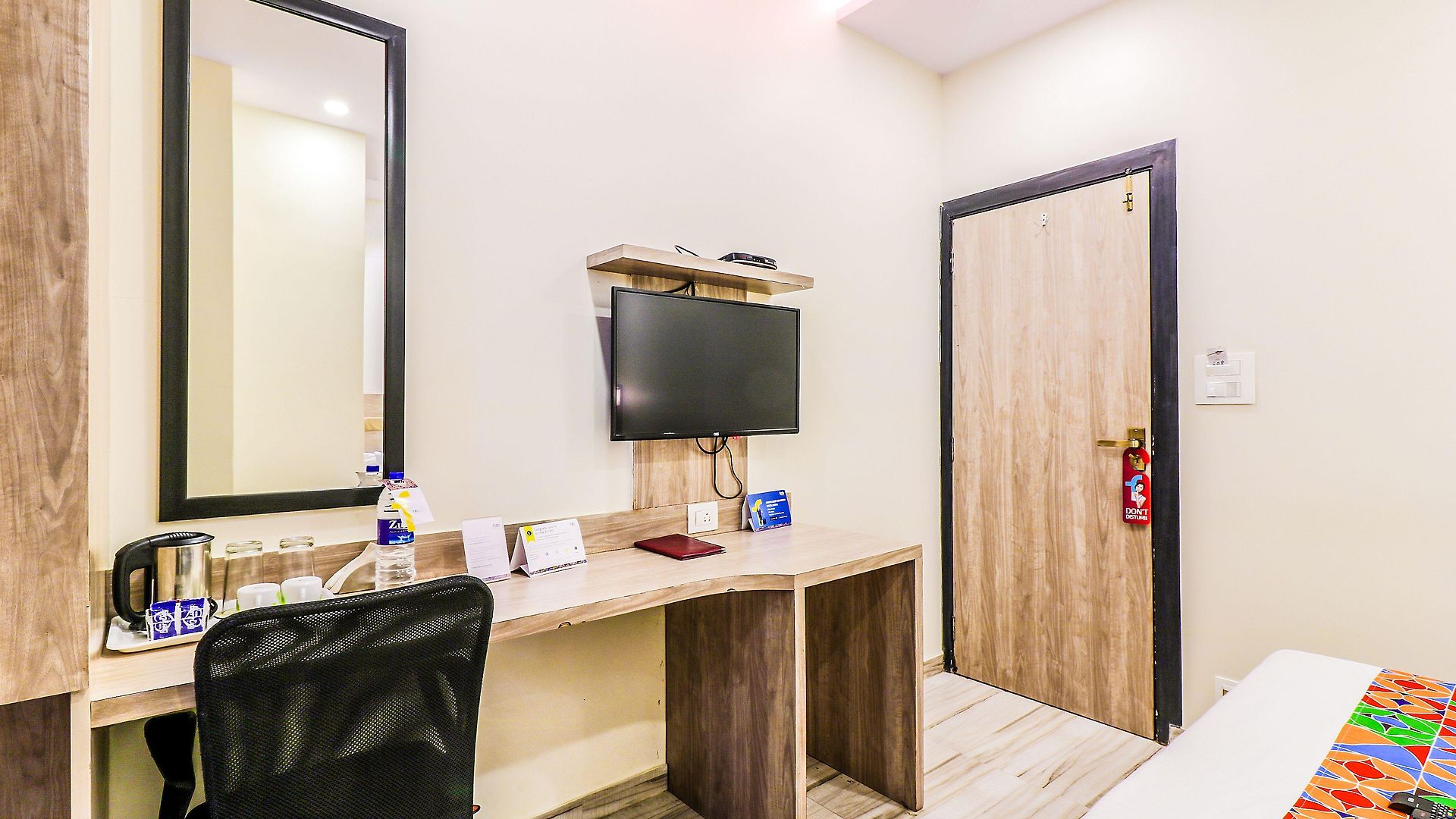 Fabhotel Aksa International 3*