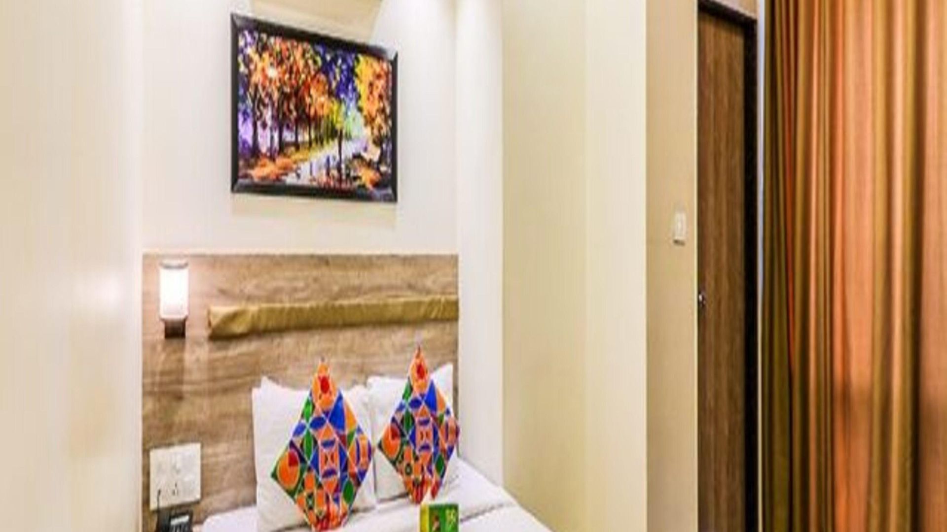 Fabhotel Aksa International Mumbai