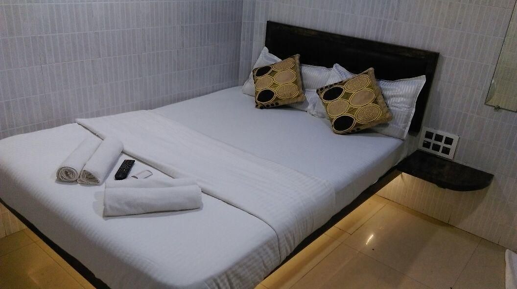 Paris Residency Hotel