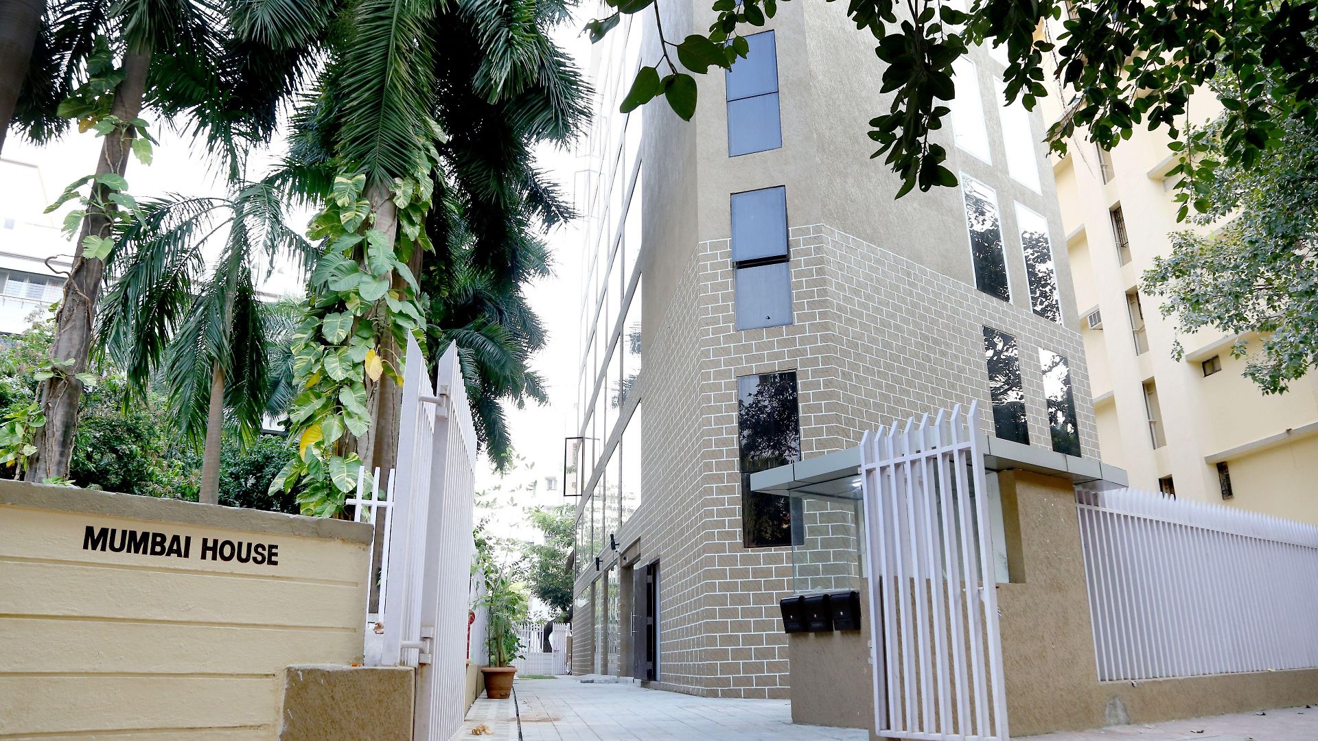 House Andheri East, Mumbai