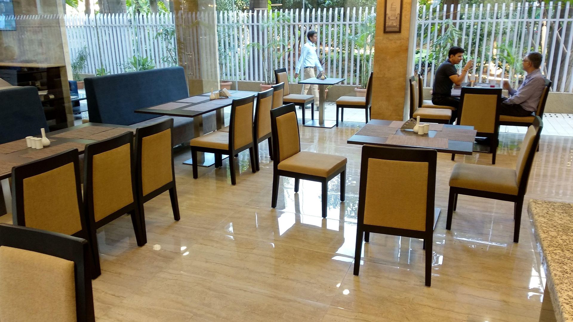 Hotel House Andheri East,