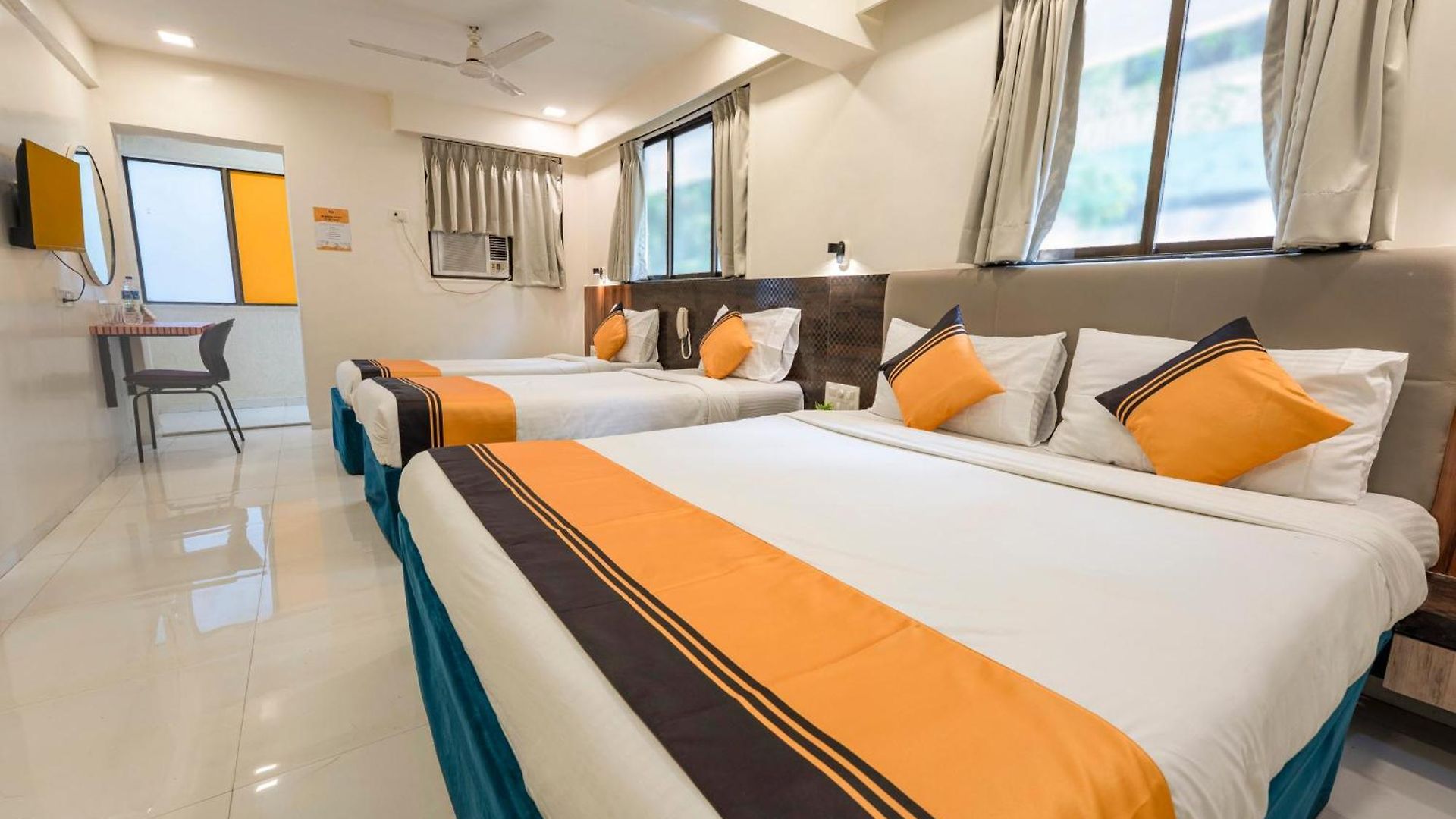 Itsy Bindra Elite Hotel