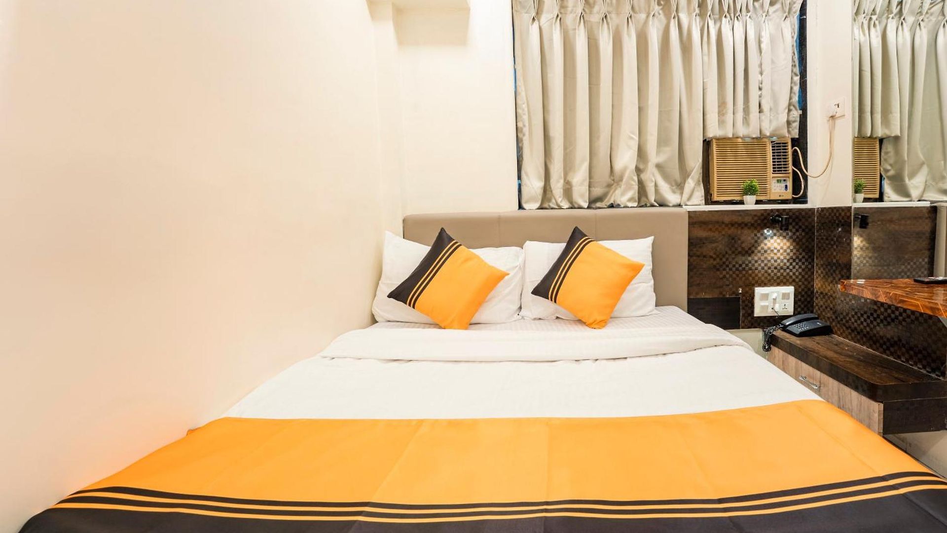 Hotel Itsy Bindra Elite Mumbai