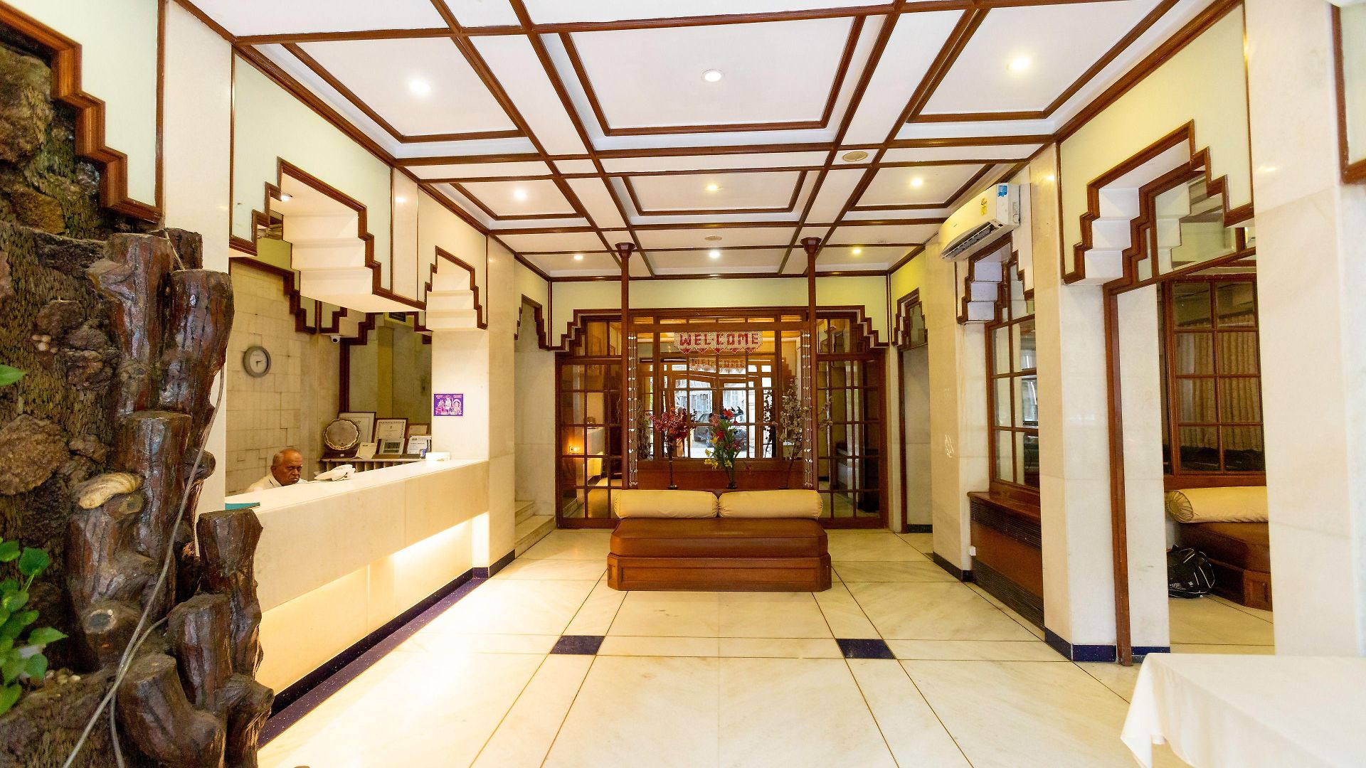 Garden Hotel