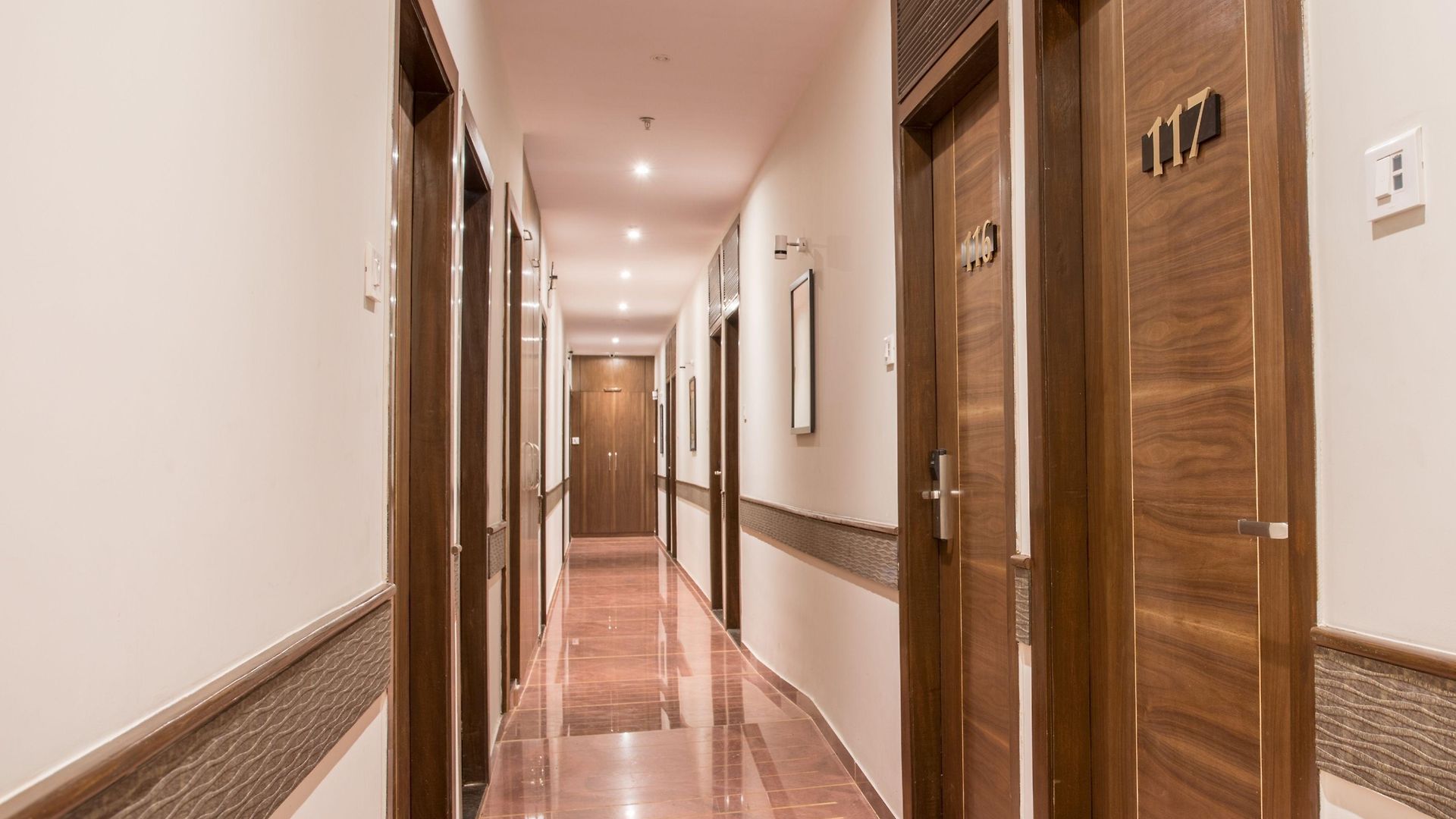 Fabhotel Admiral Hotel 3*