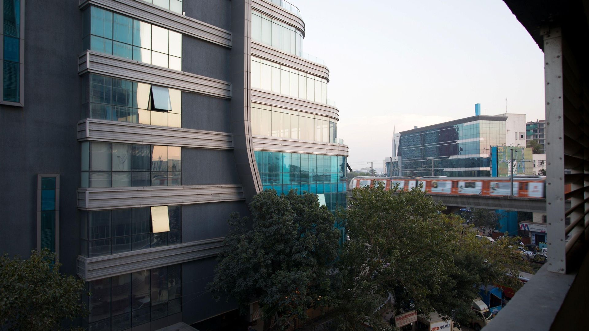Hotel Fabhotel Admiral Mumbai