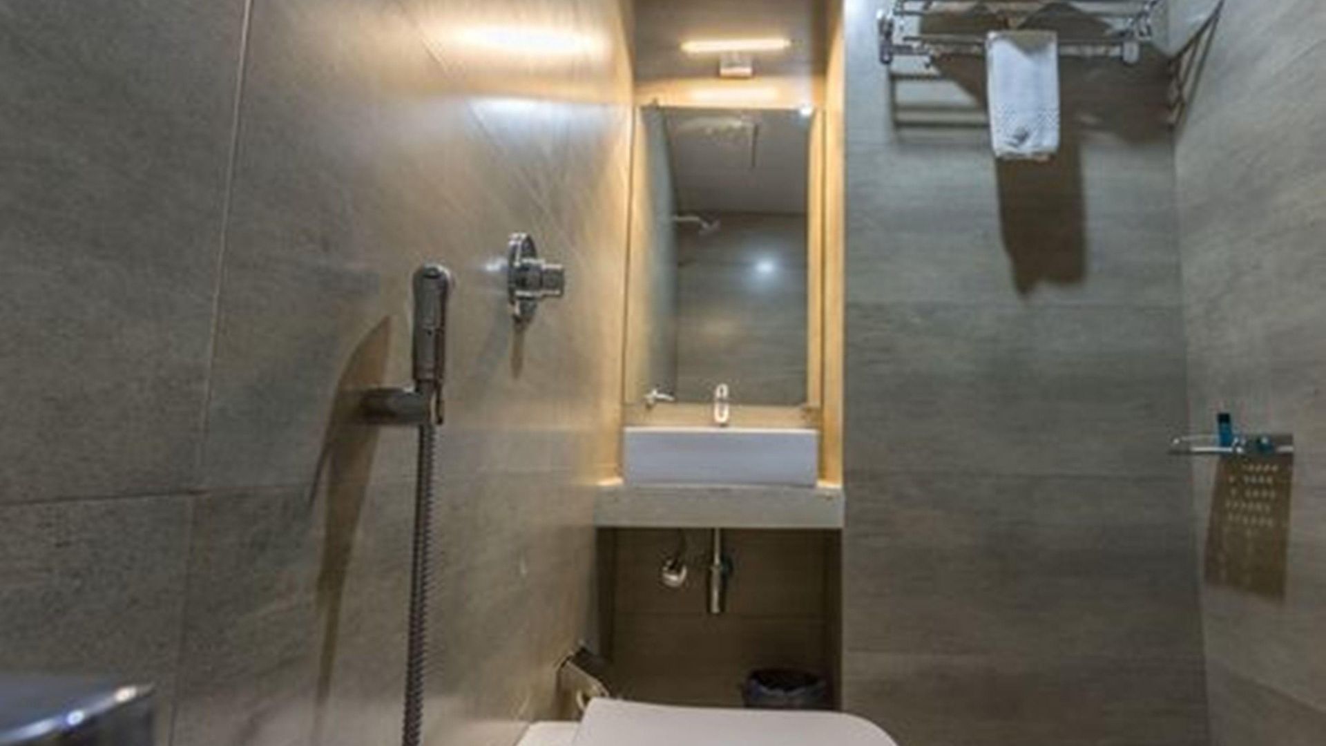 Fabhotel Admiral 3* Mumbai