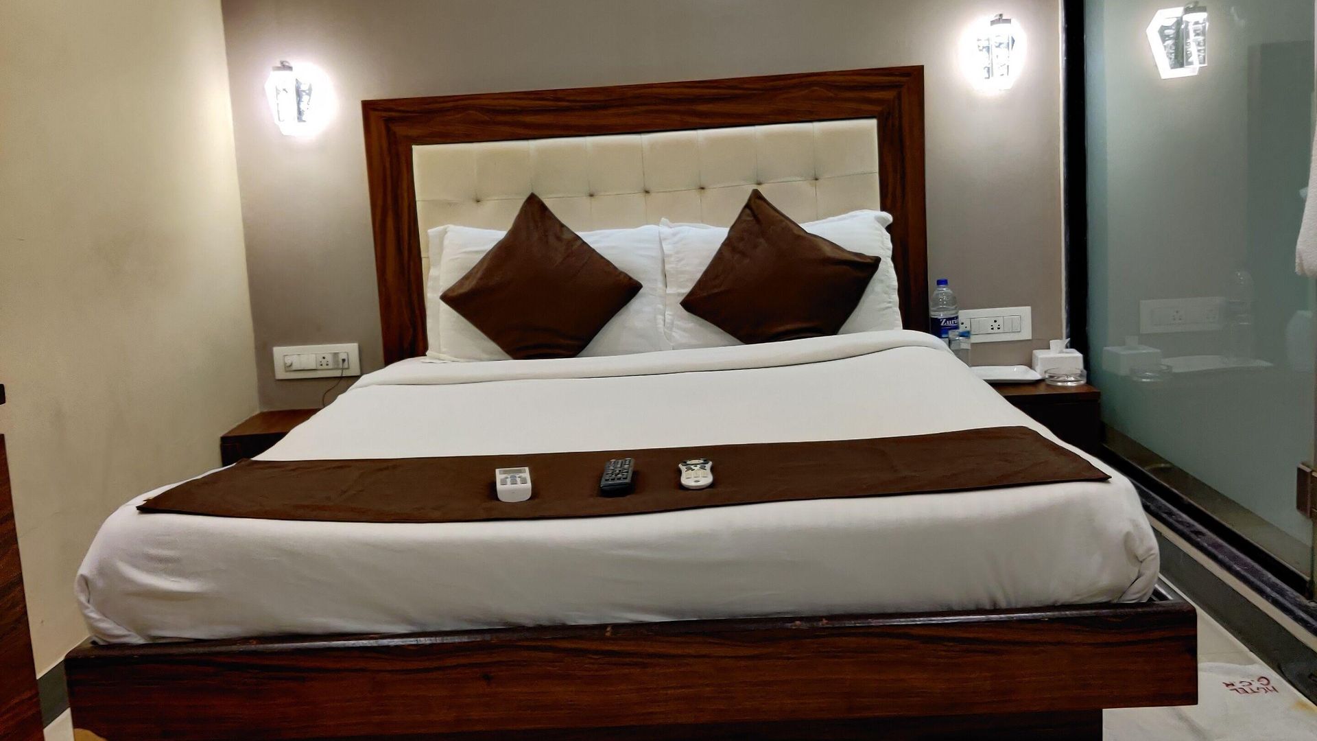Garden Creek Residency Near Airport 3*
