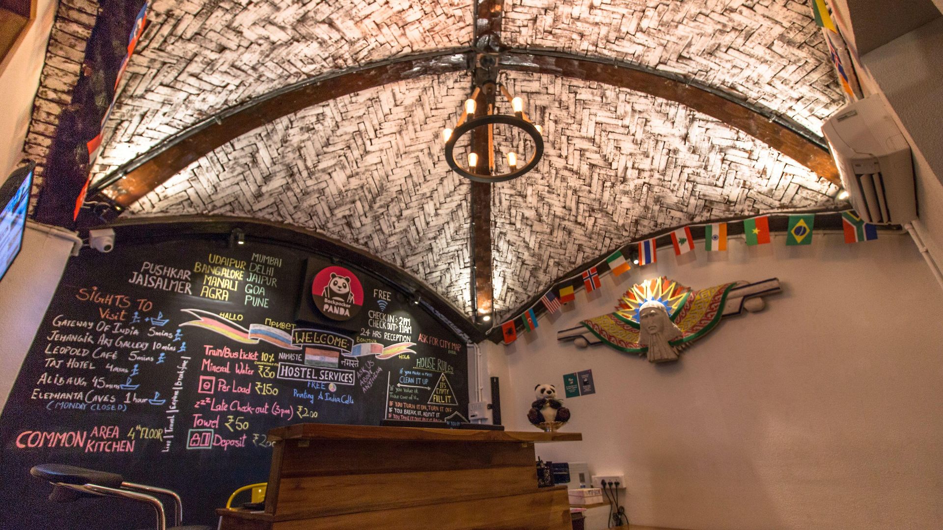 Hostel Backpacker Cowies Mumbai