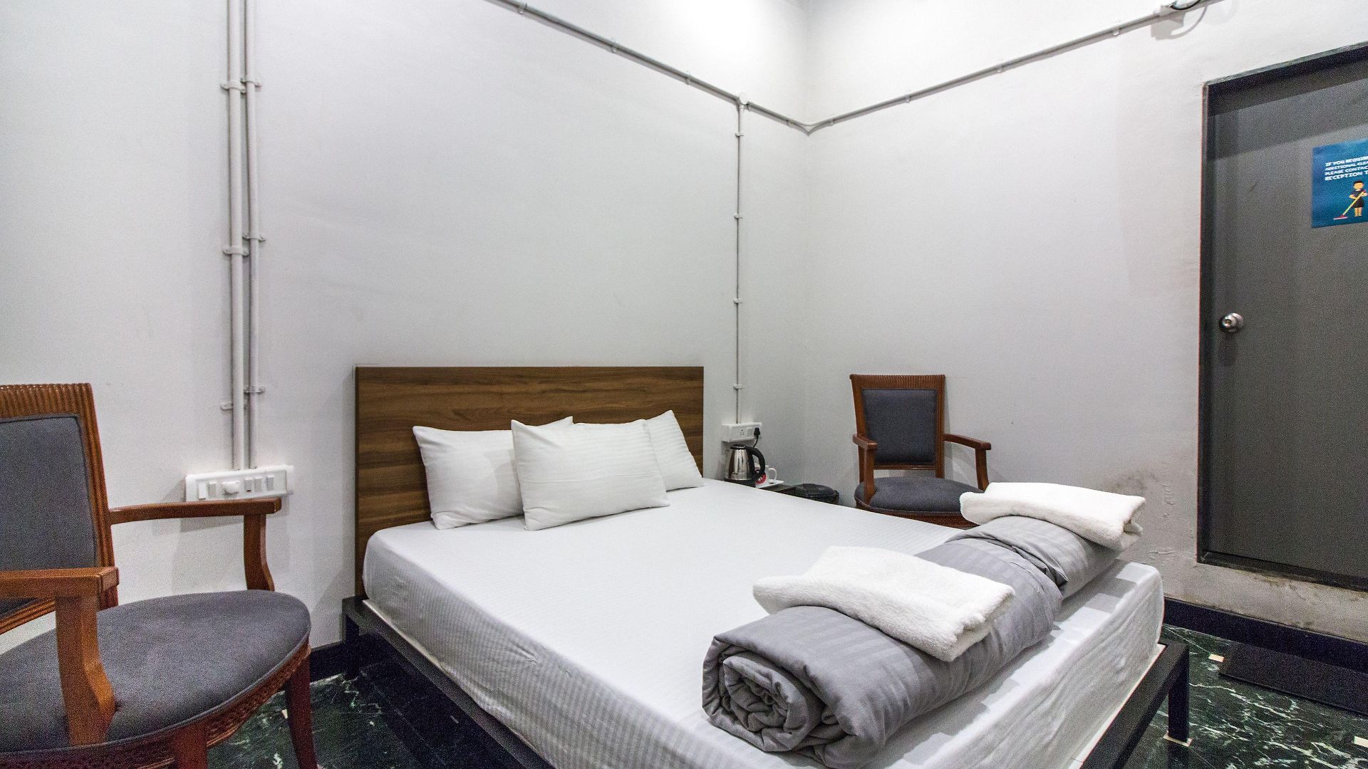 Hostel Backpacker Cowies Mumbai