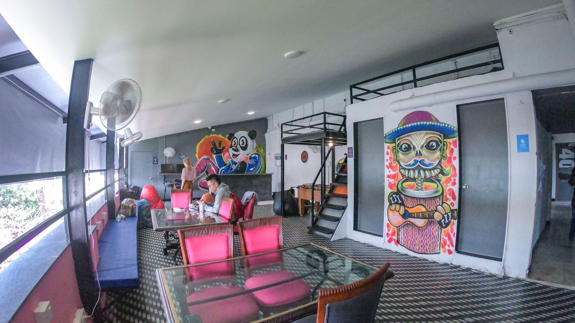 Backpacker Cowies Hostel Mumbai