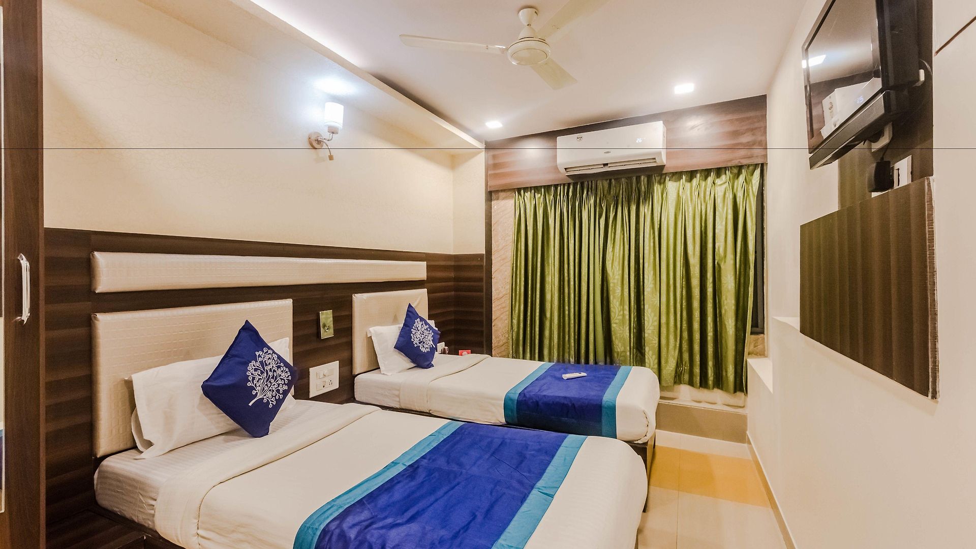 O Royal Grand Near Chhatrapati Shivaji International Airport Mumbai