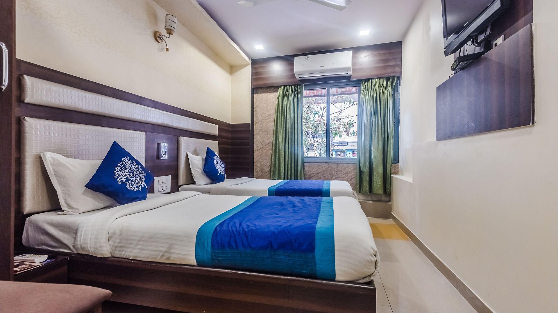 Hotel O Royal Grand Near Chhatrapati Shivaji International Airport 3*
