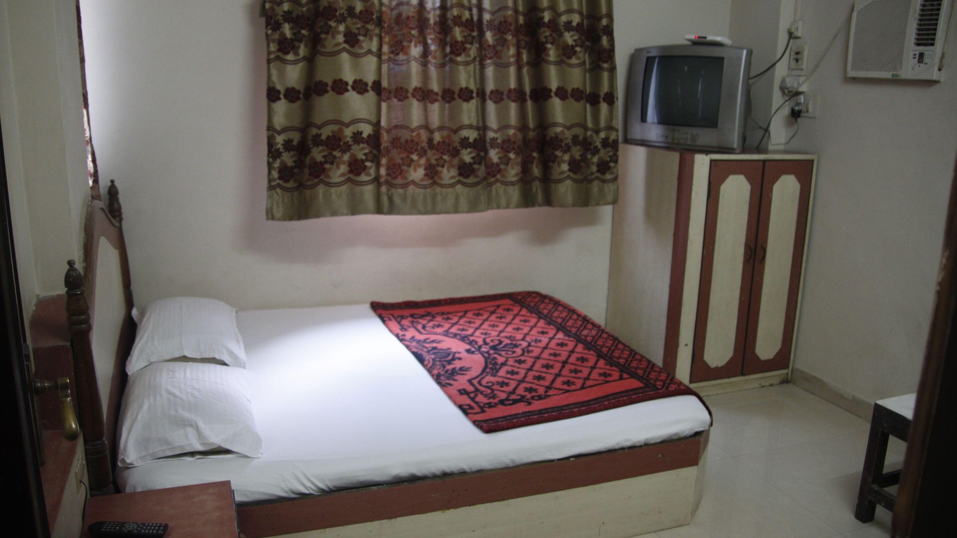 Al Saudia 2* Mumbai