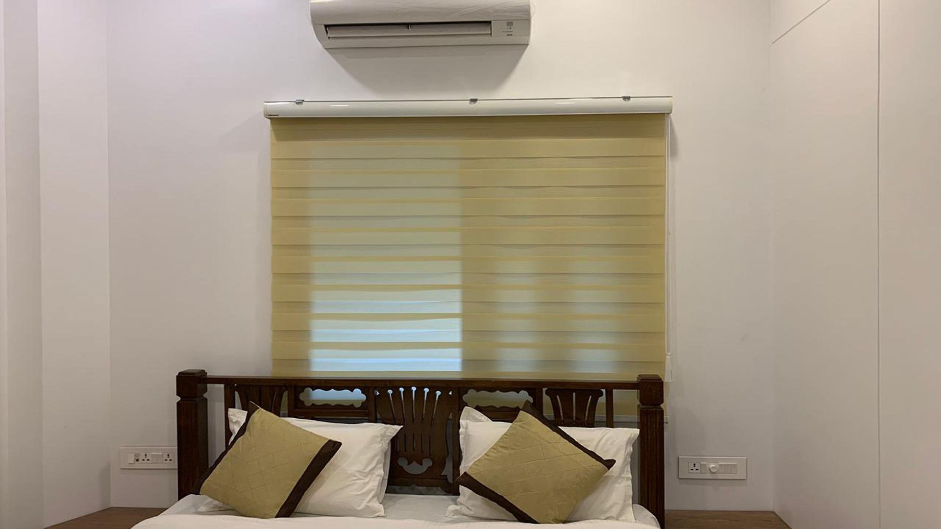 Hotel Carlton - Behind Taj Mahal Palace Colaba 2*