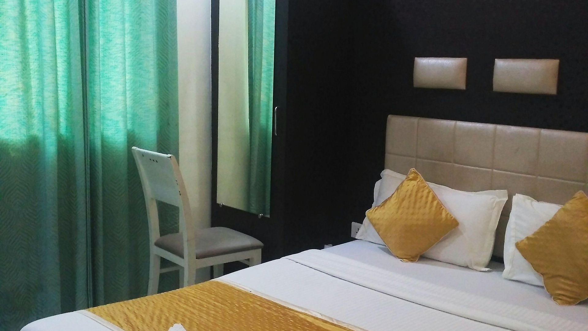 Avenue Hotel Mumbai