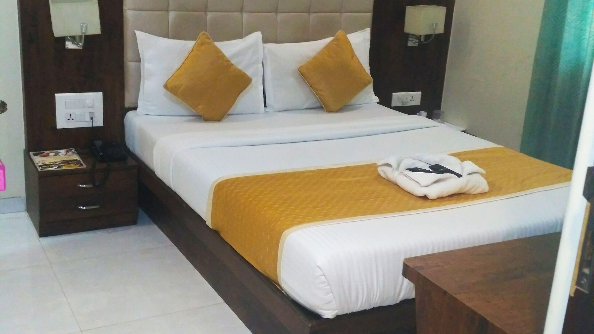 Avenue Hotel Mumbai