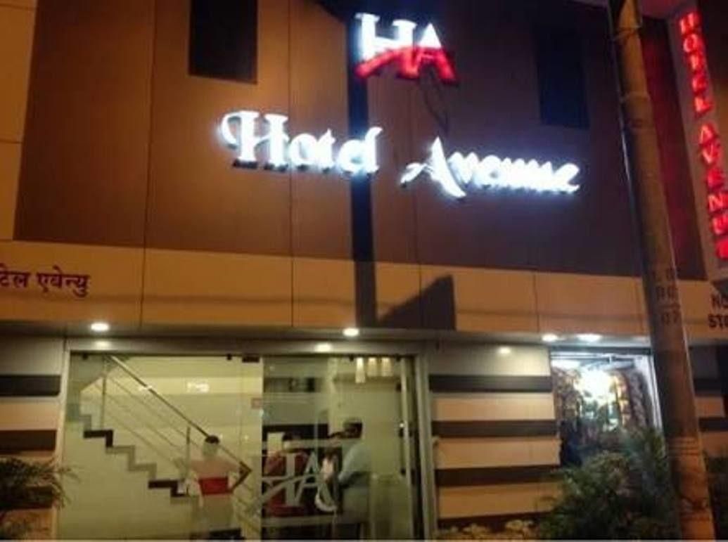 Hotel Avenue 2*