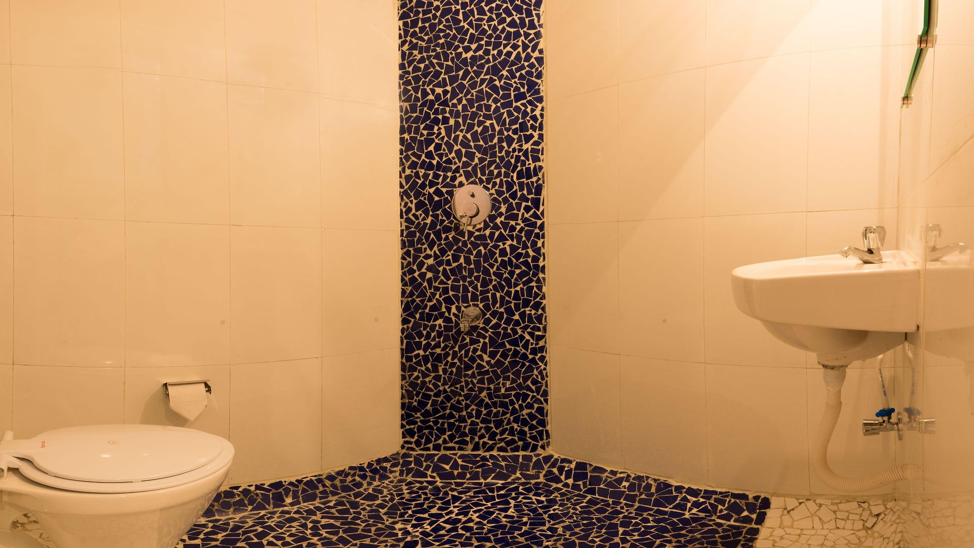 Mantra Hostel