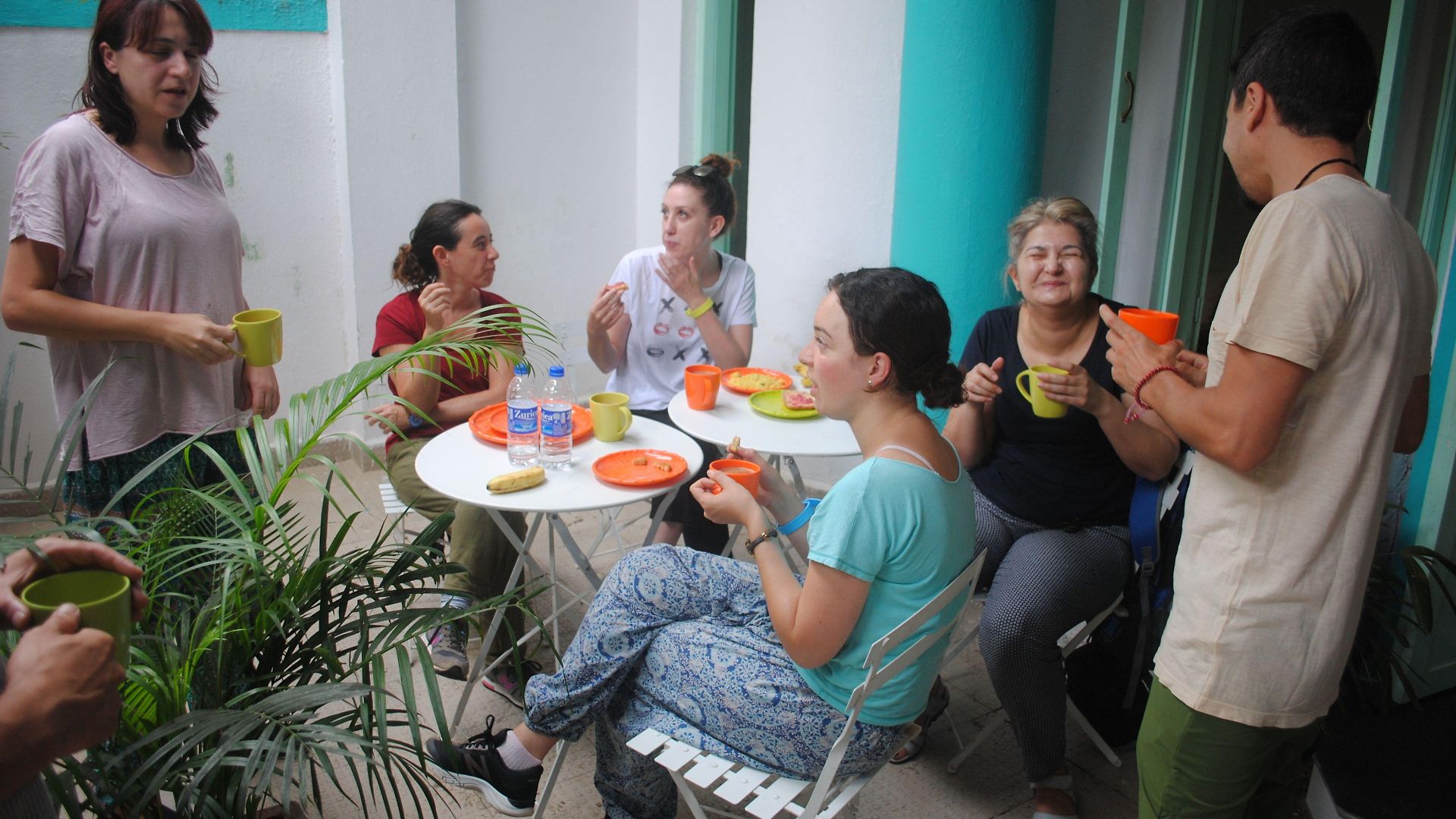 Mantra Hostel *