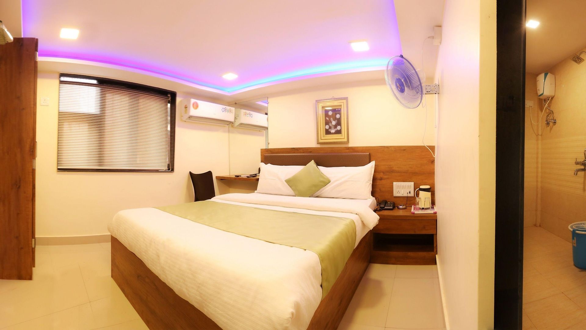 Happyland Hotel Mumbai